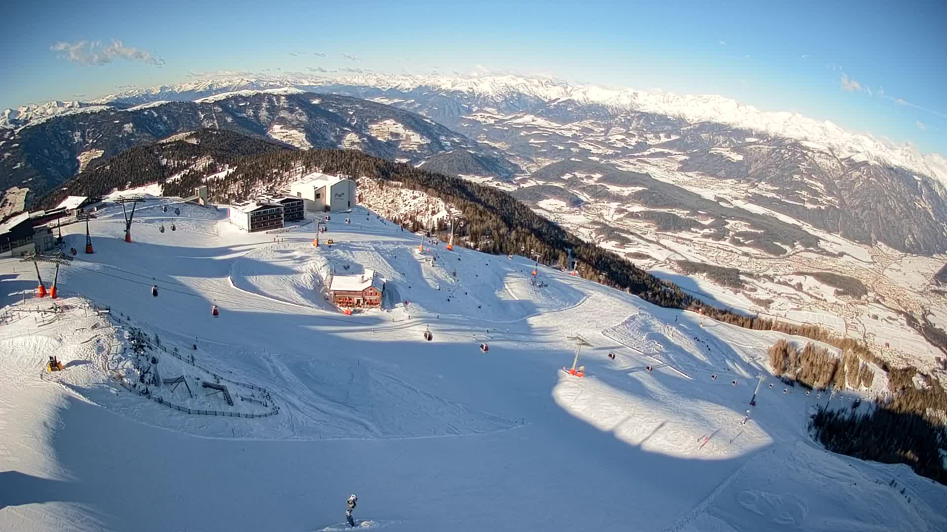 Stazione sciistica di Plan de Corones | vista su Brunico