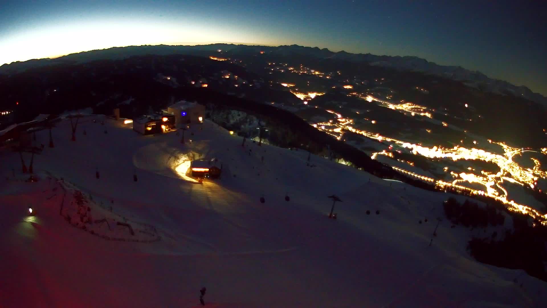 Stazione sciistica di Plan de Corones | vista su Brunico