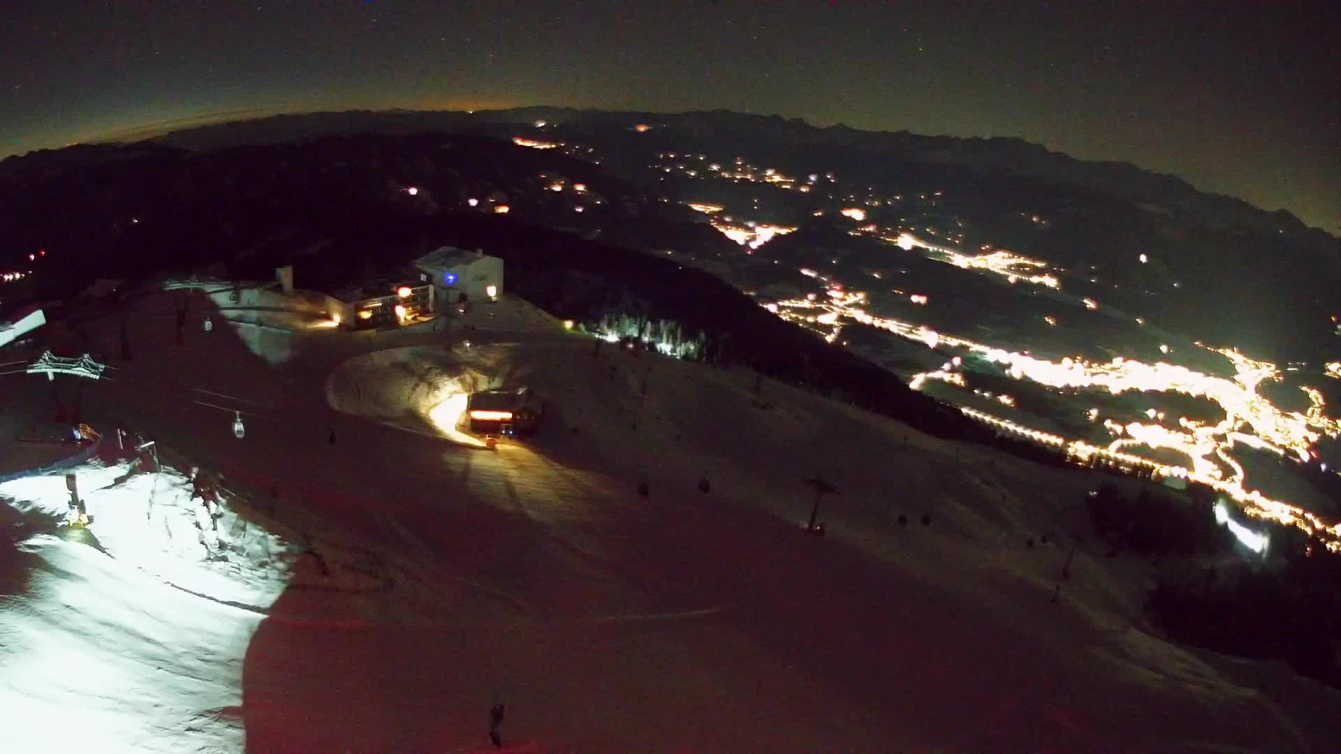 Stazione sciistica di Plan de Corones | vista su Brunico