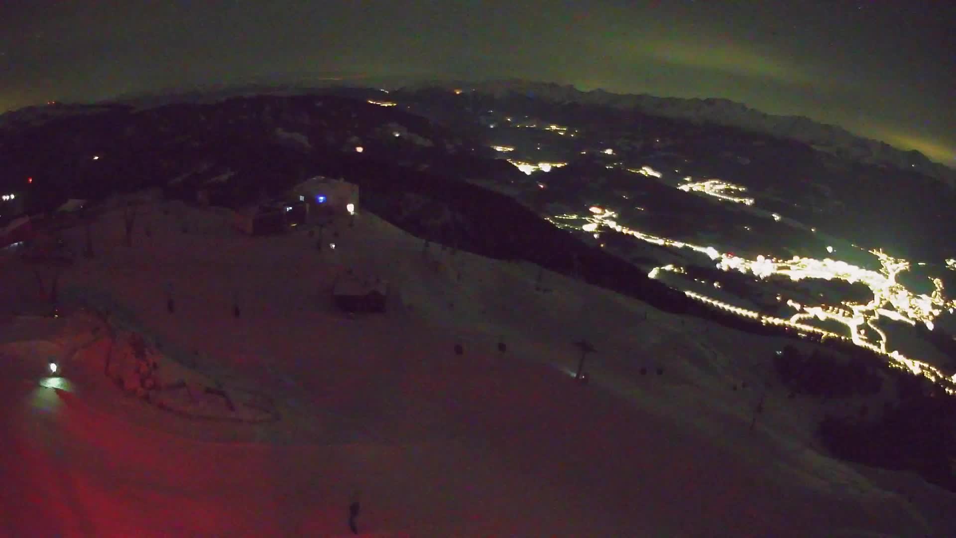 Cima estación de esquí Kronplatz | vista hacia Brunico