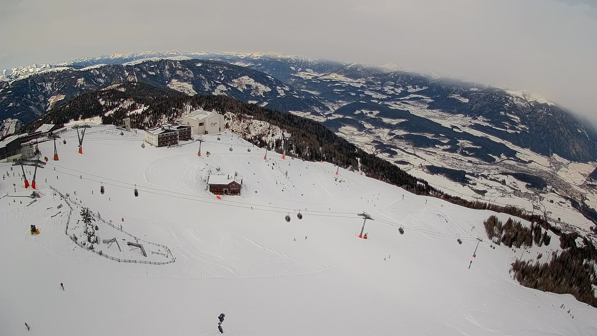 Skigebiet Kronplatz Gipfel | Blick auf Bruneck