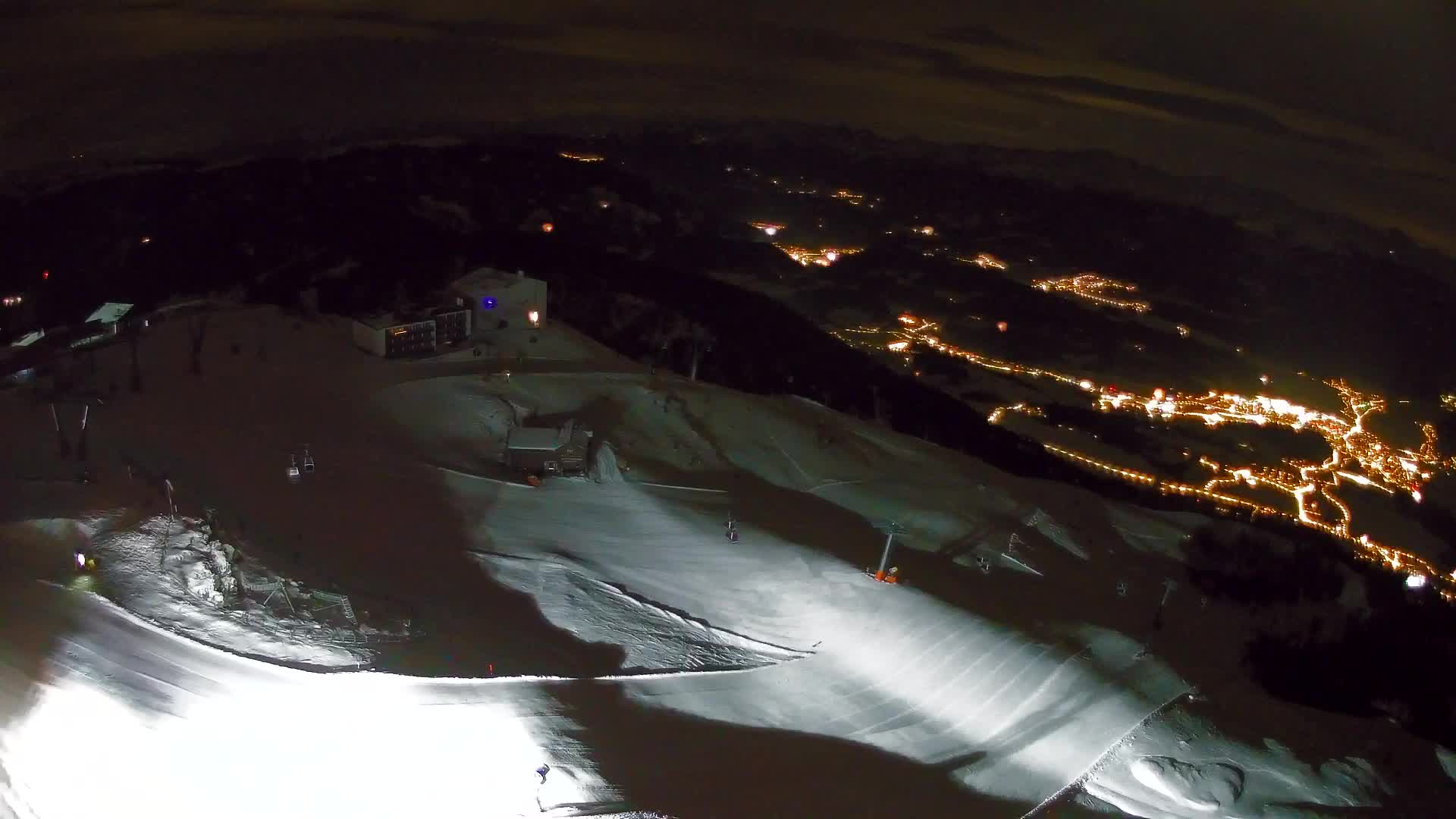 Kronplatz peak Ski resort | view to Bruneck