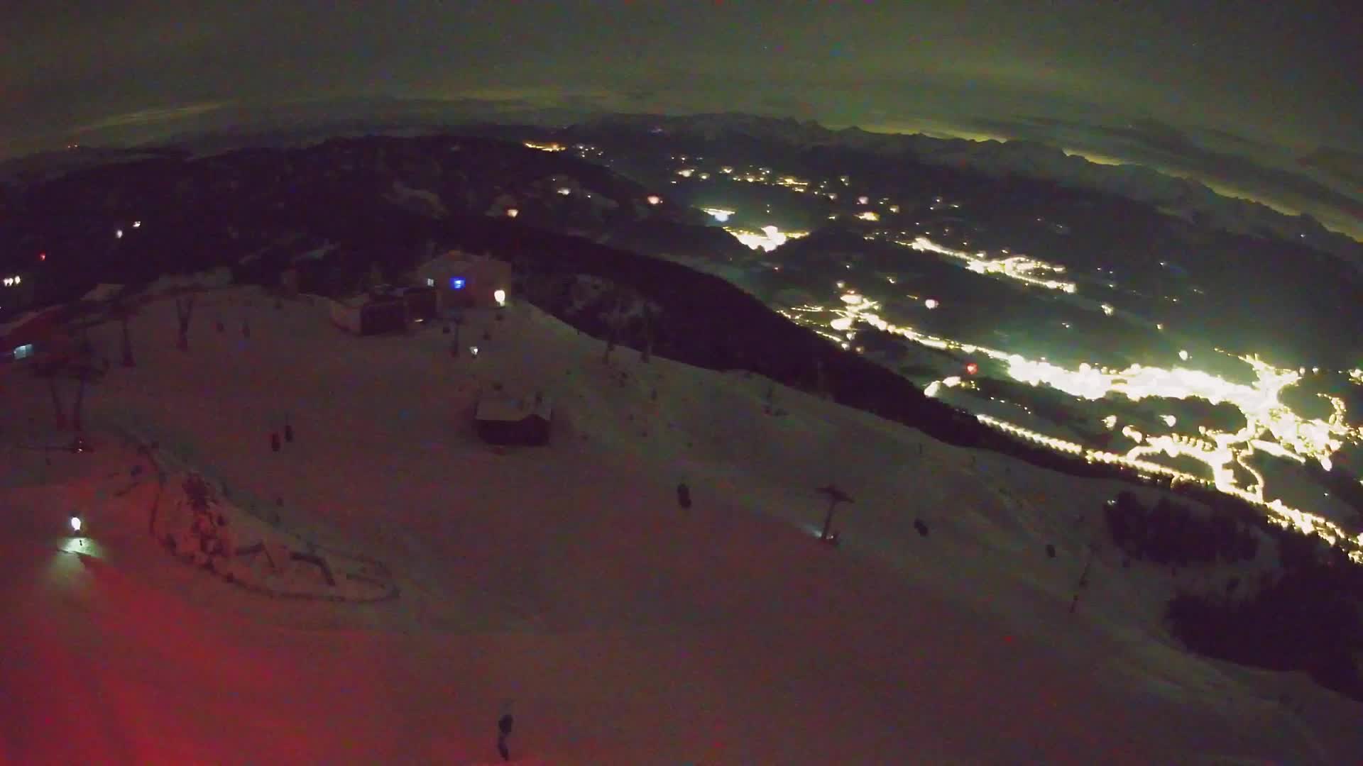 Cima estación de esquí Kronplatz | vista hacia Brunico
