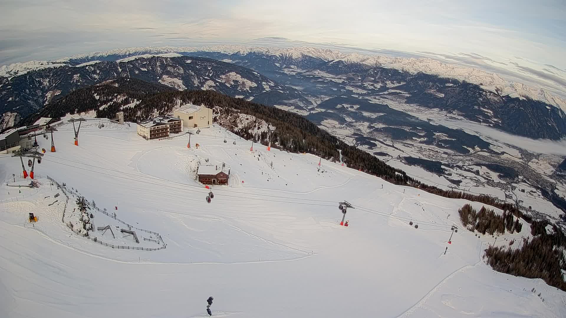 Smučišče Kronplatz – vrh | pogled na Bruneck