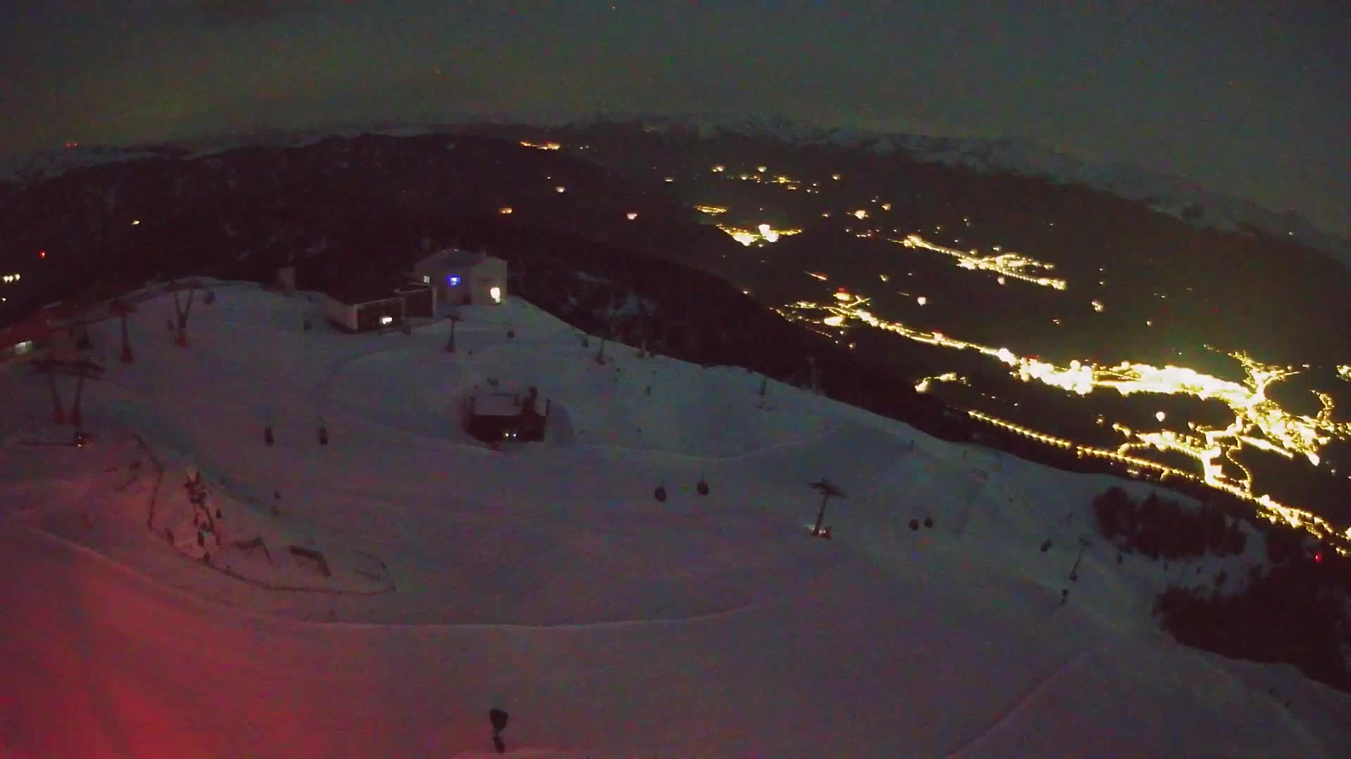 Stazione sciistica di Plan de Corones | vista su Brunico