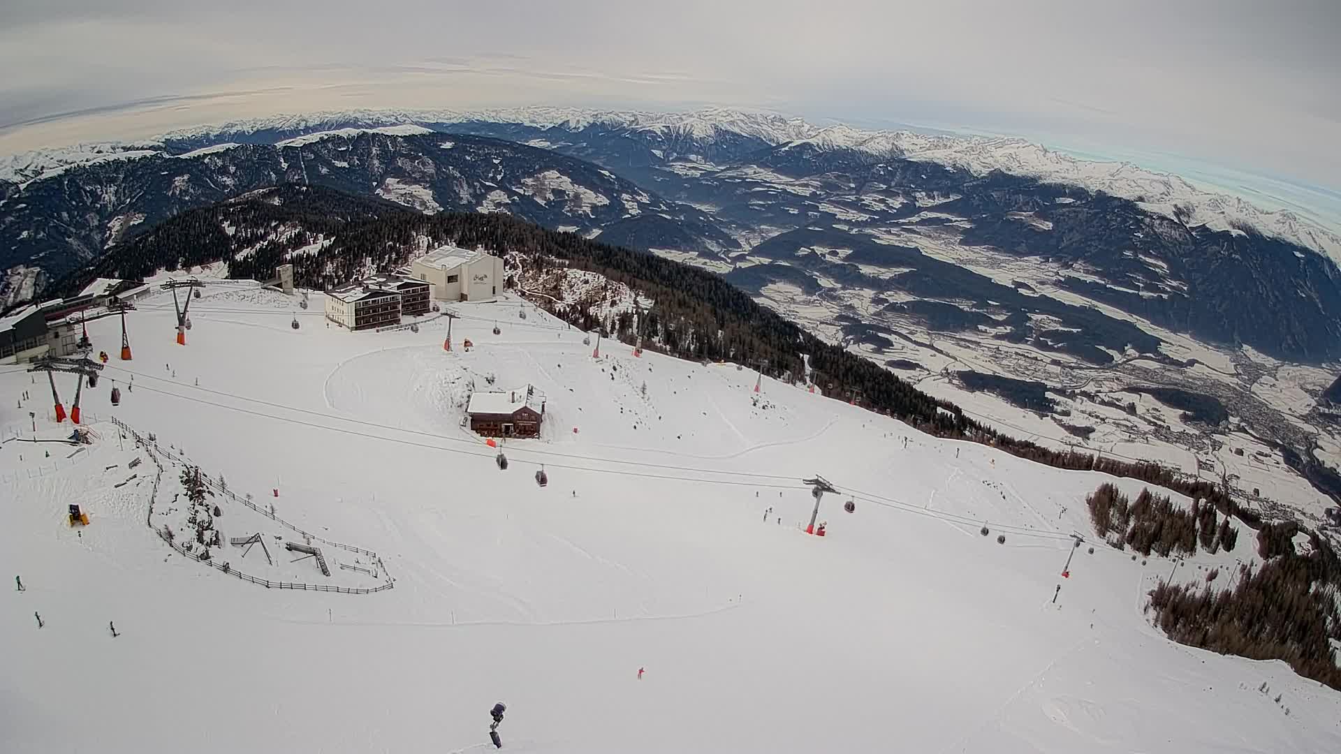 Smučišče Kronplatz – vrh | pogled na Bruneck