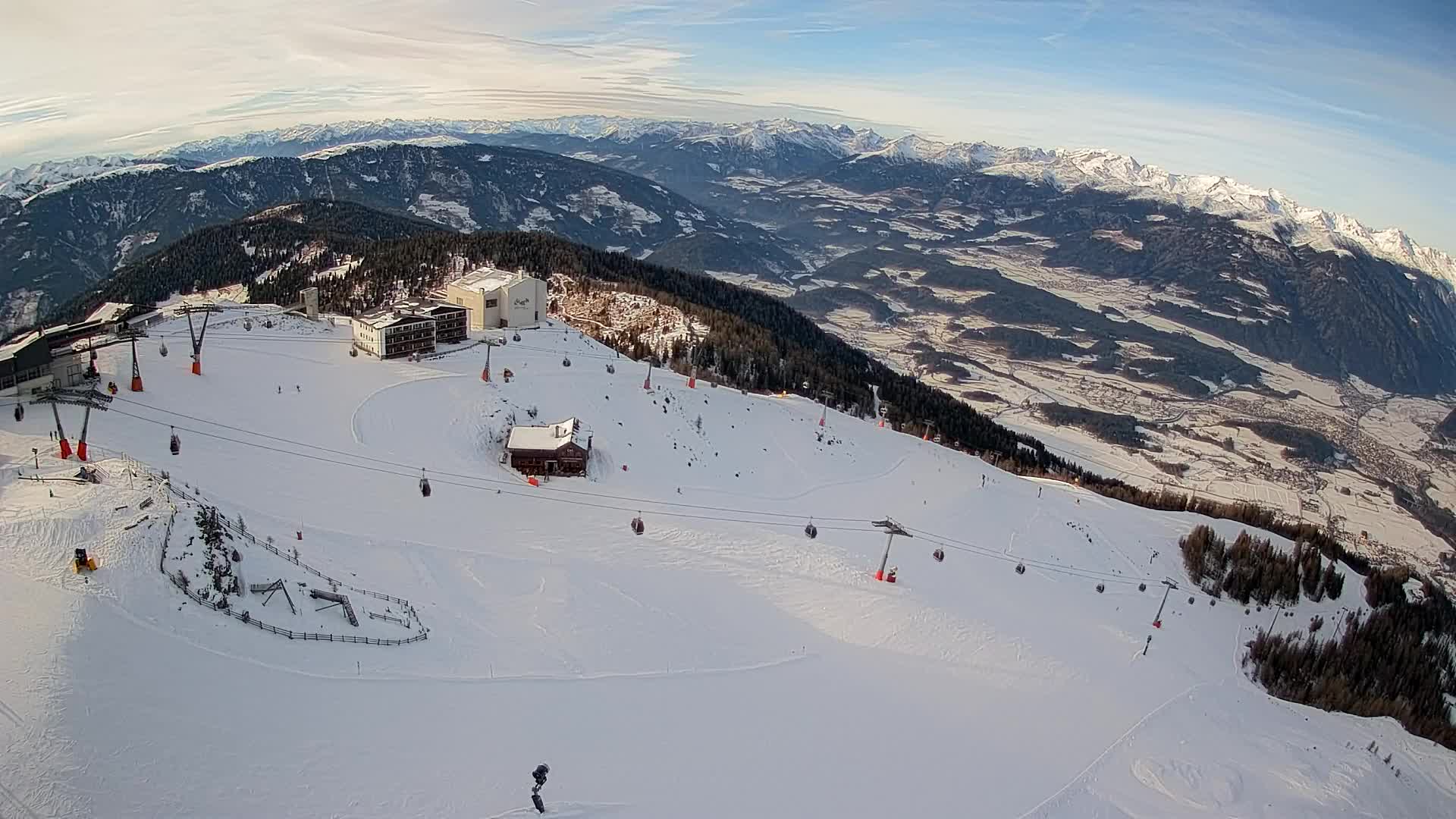 Station de ski Kronplatz sommet | vue sur Brunico