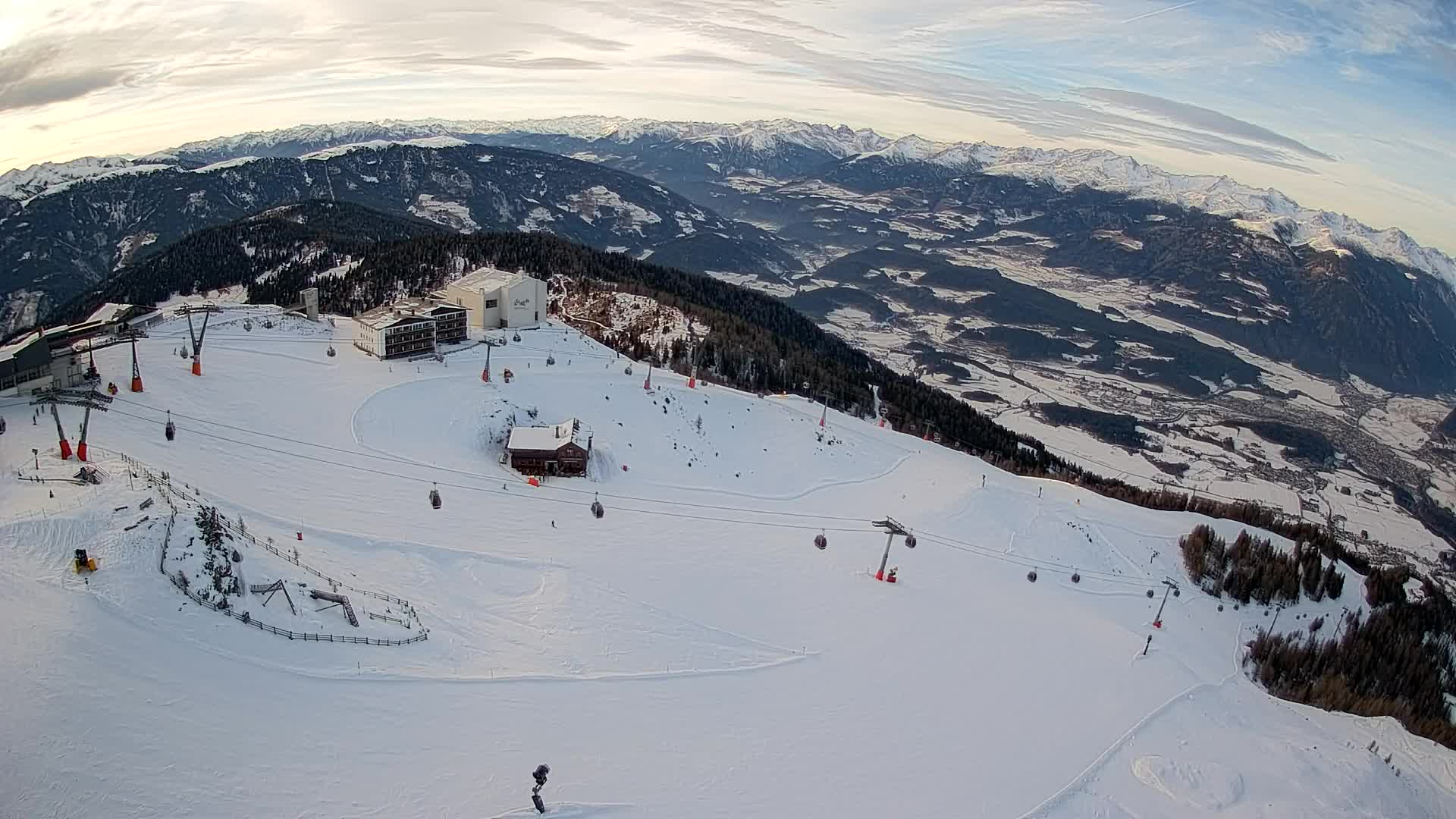 Smučišče Kronplatz – vrh | pogled na Bruneck