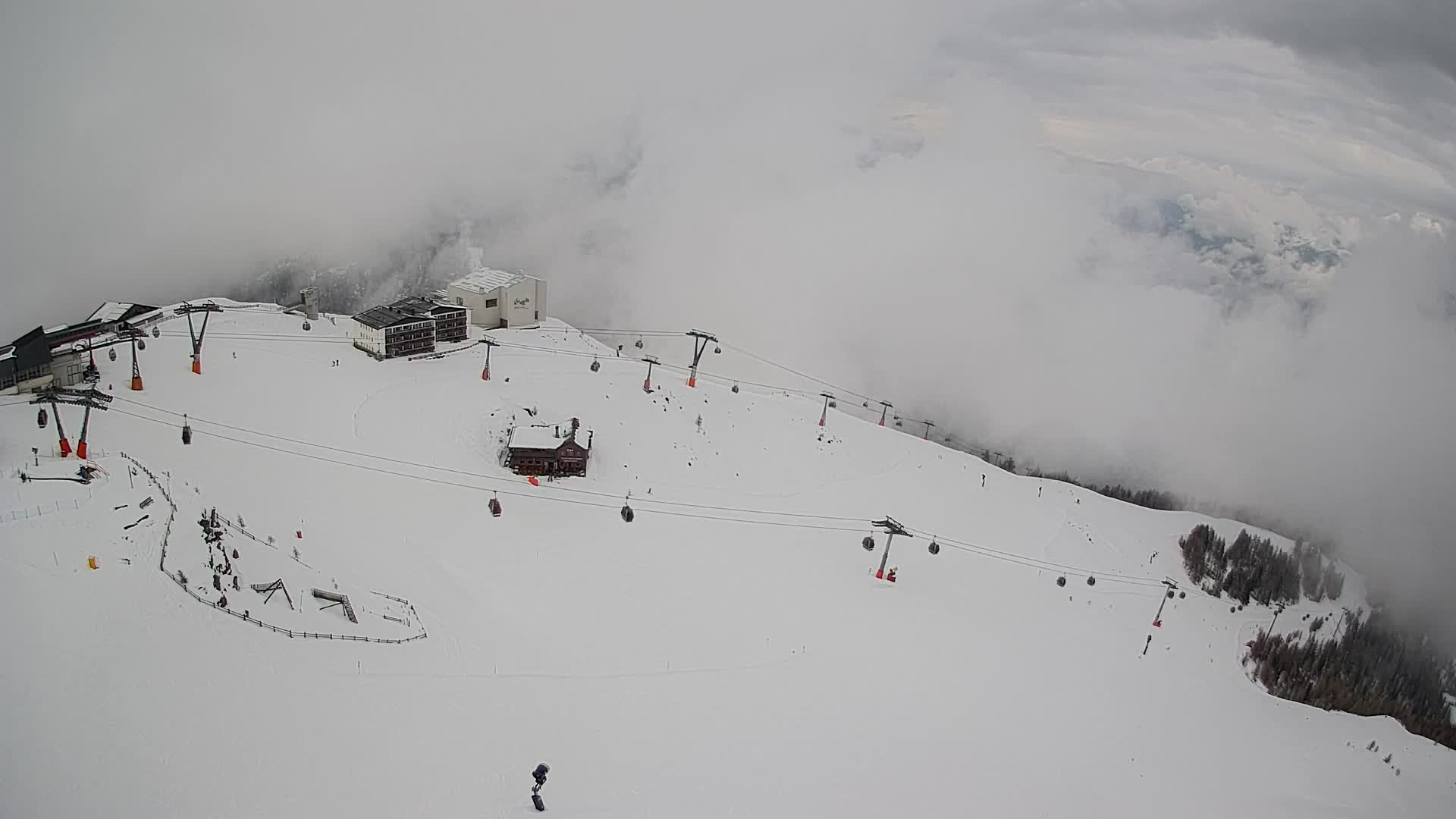 Smučišče Kronplatz – vrh | pogled na Bruneck