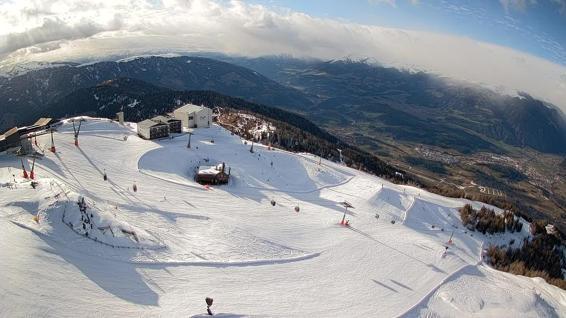 Smučišče Kronplatz – vrh | pogled na Bruneck