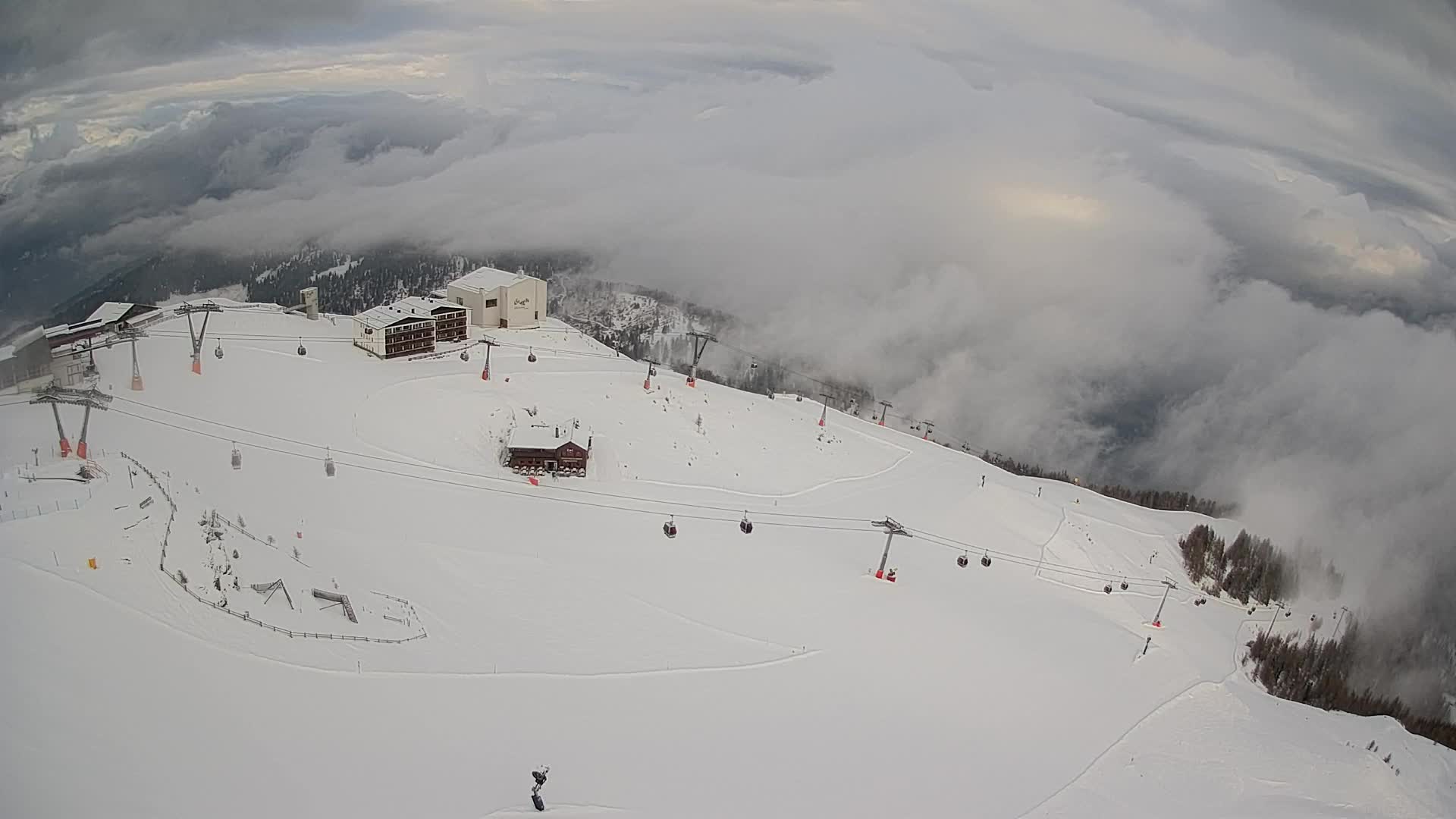 Skigebiet Kronplatz Gipfel | Blick auf Bruneck