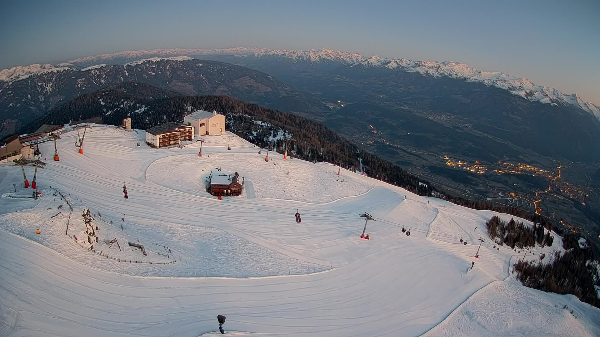 Station de ski Kronplatz sommet | vue sur Brunico