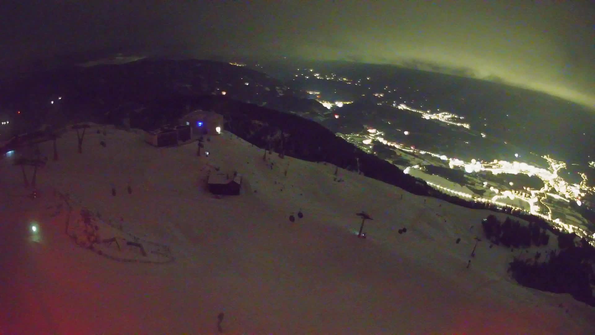 Skigebiet Kronplatz Gipfel | Blick auf Bruneck