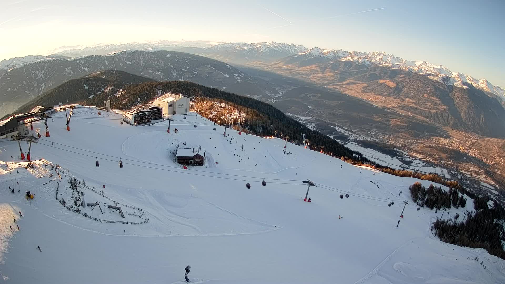 Smučišče Kronplatz – vrh | pogled na Bruneck