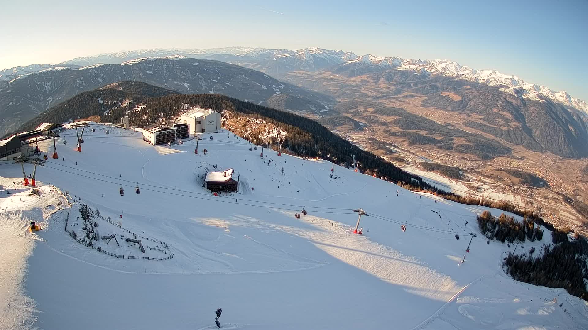 Smučišče Kronplatz – vrh | pogled na Bruneck