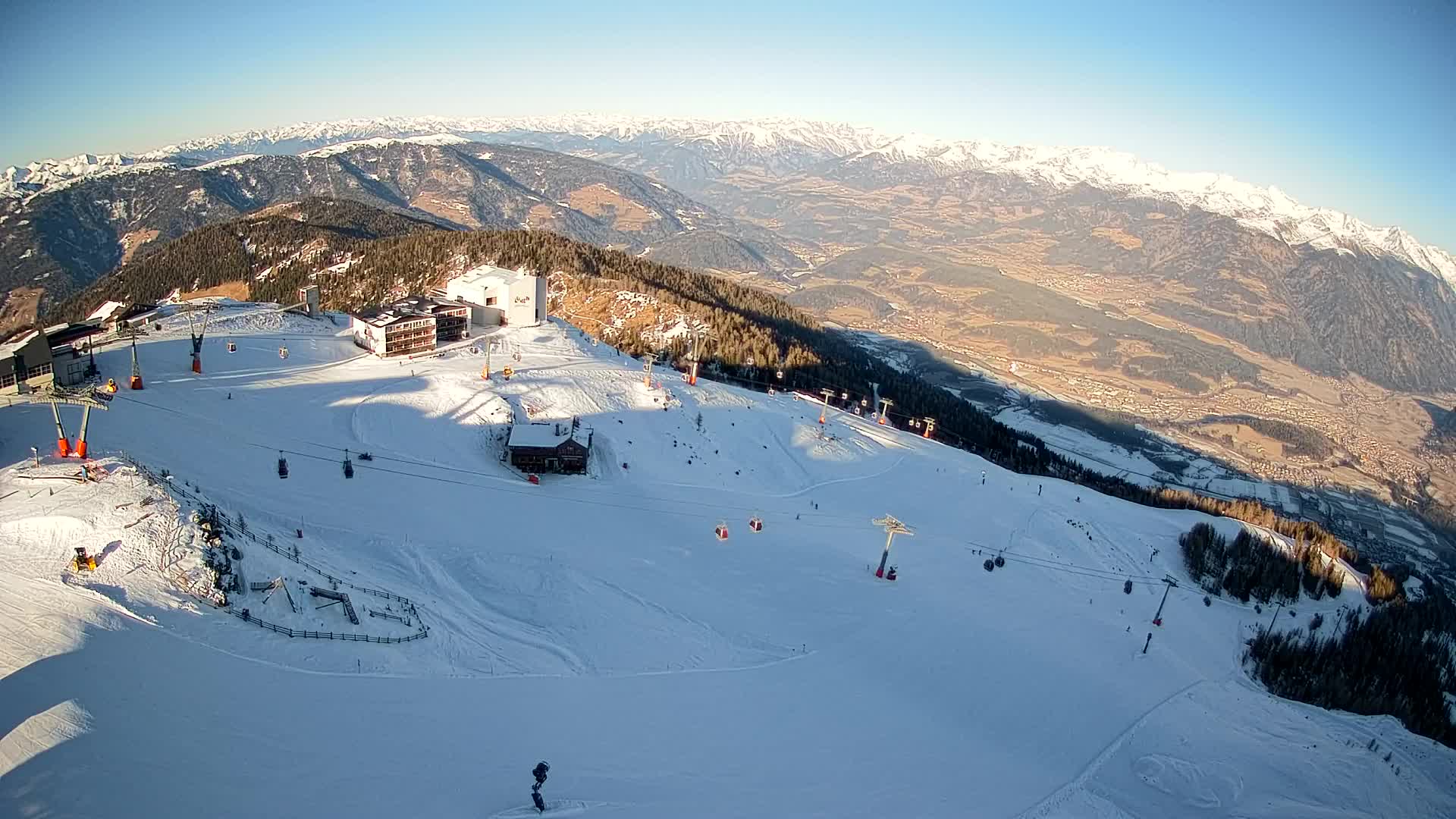 Station de ski Kronplatz sommet | vue sur Brunico