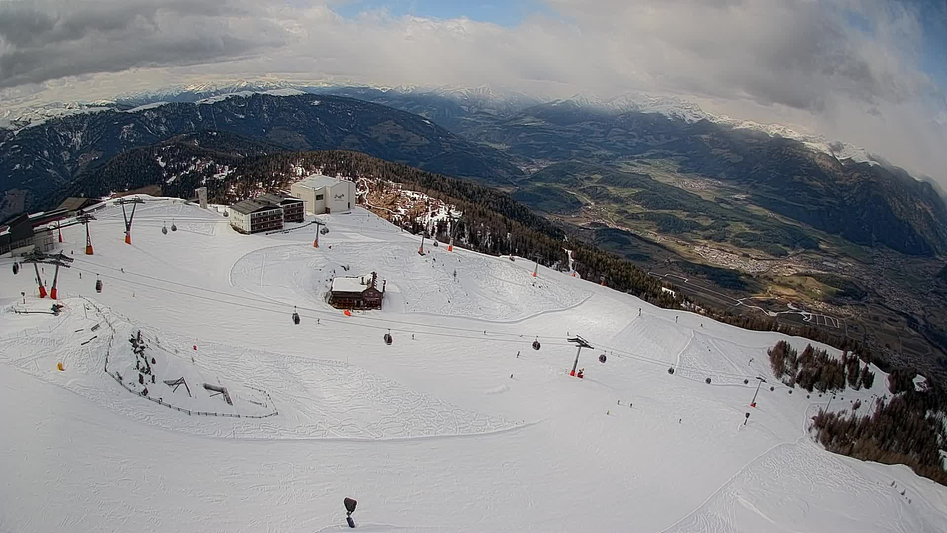 Kronplatz peak Ski resort | view to Bruneck