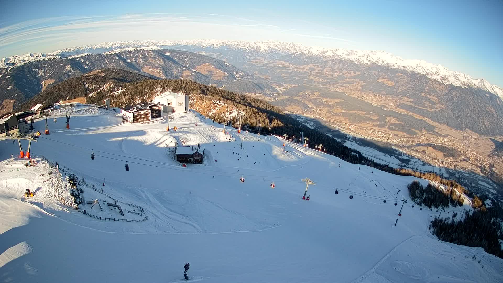 Skigebiet Kronplatz Gipfel | Blick auf Bruneck