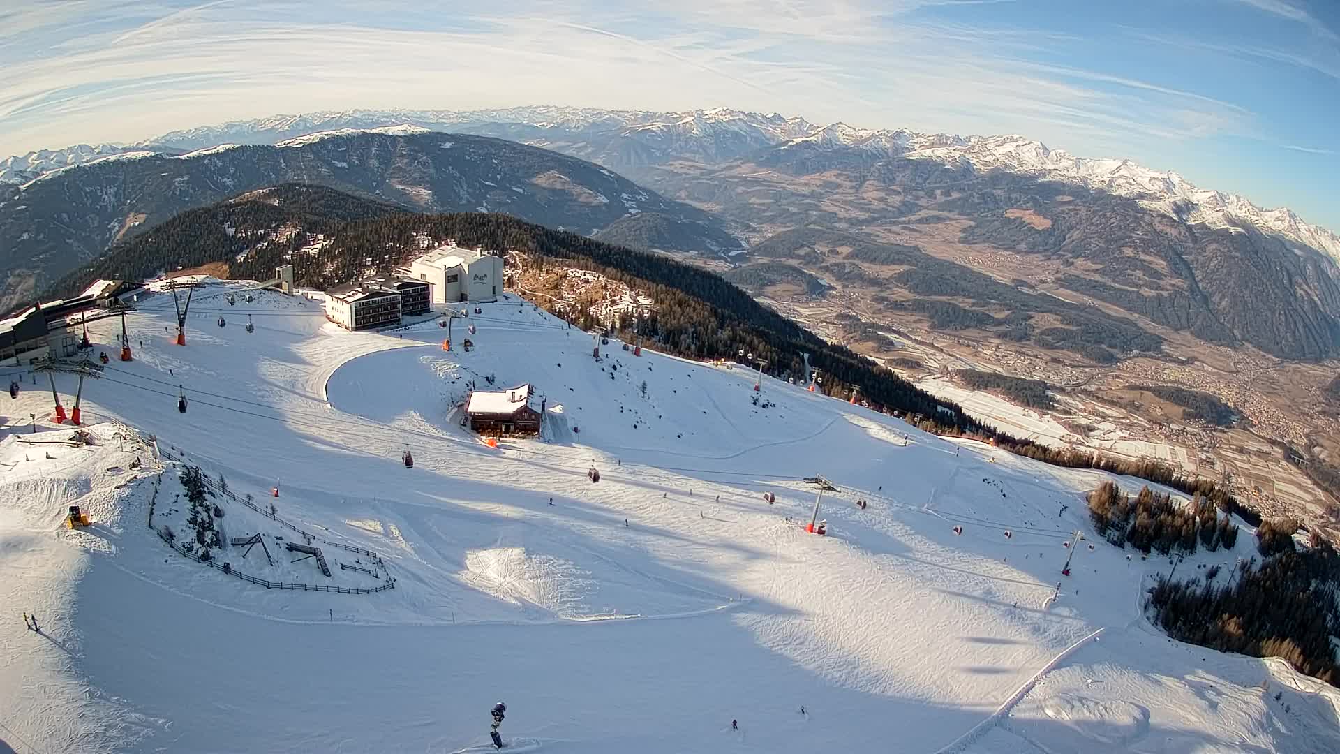 Skigebiet Kronplatz Gipfel | Blick auf Bruneck