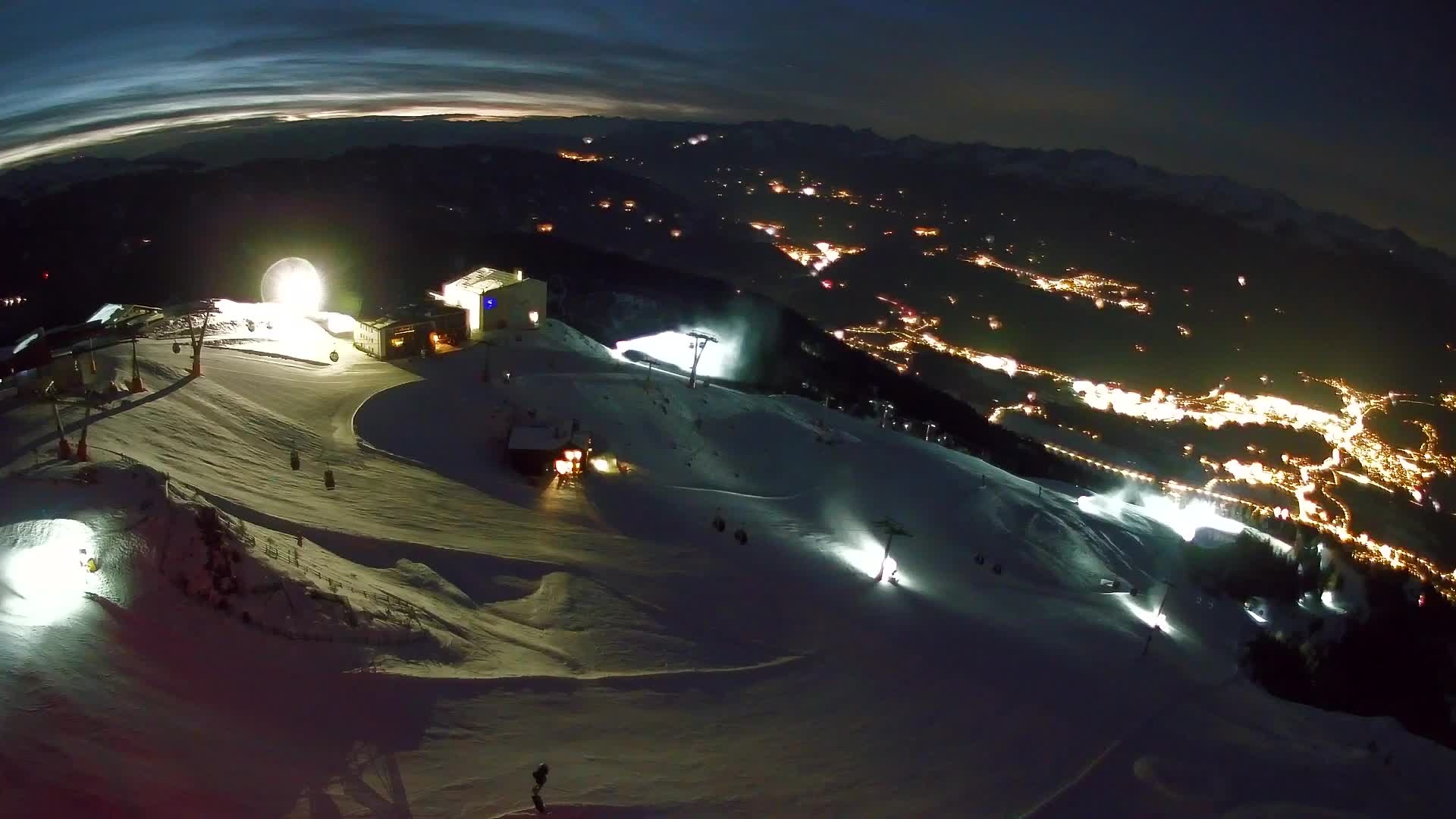 Skigebiet Kronplatz Gipfel | Blick auf Bruneck