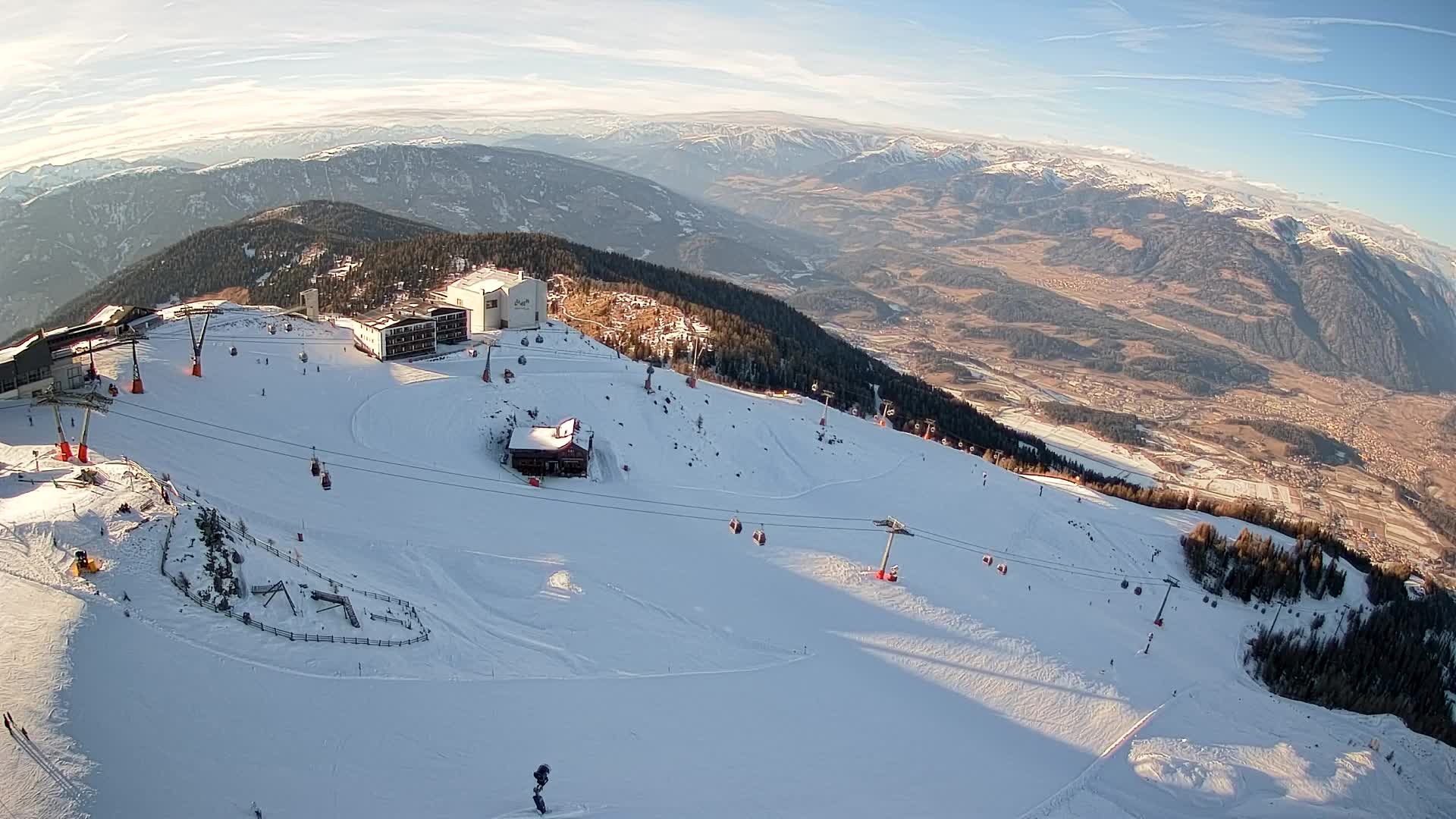Station de ski Kronplatz sommet | vue sur Brunico