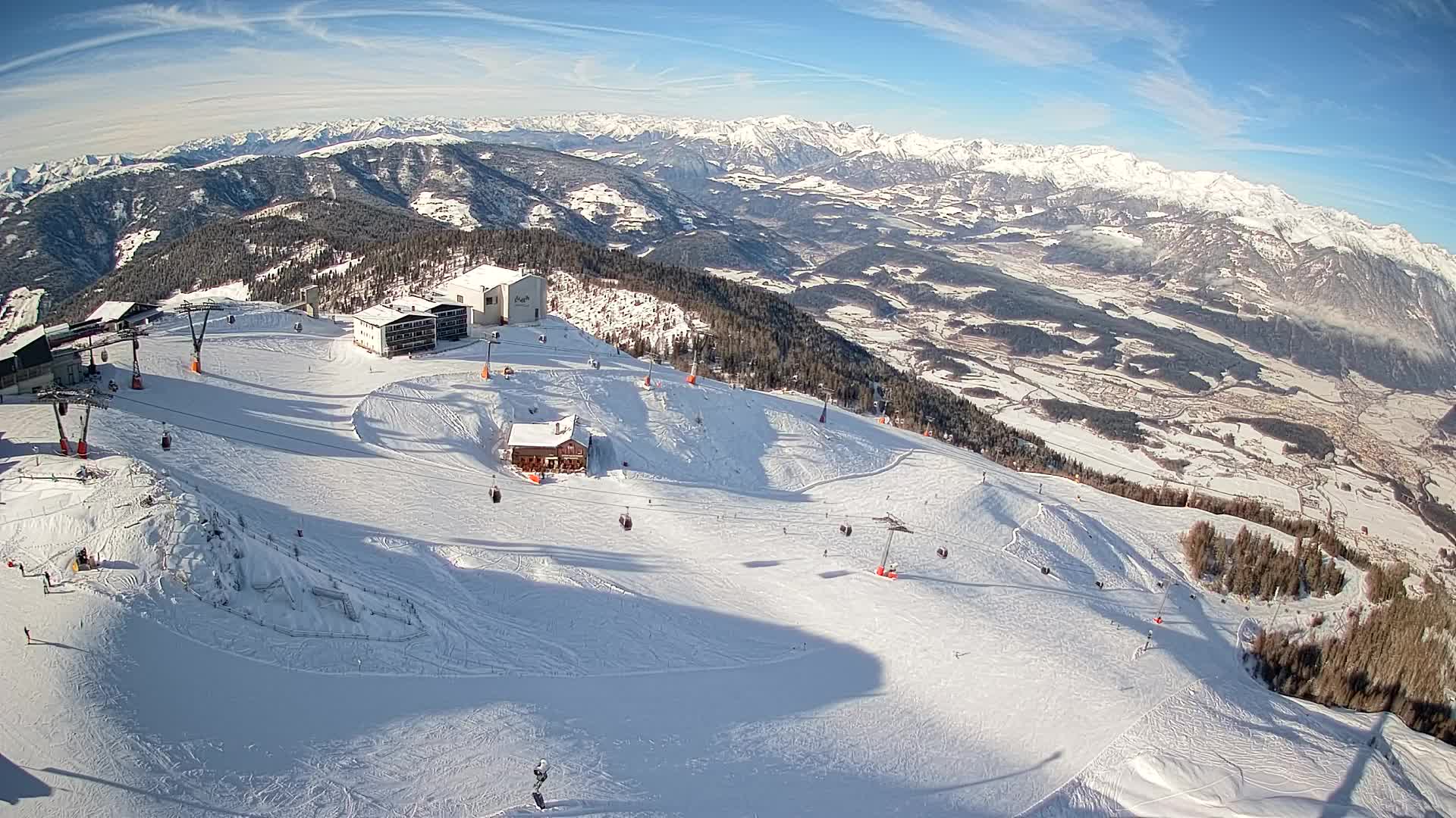 Stazione sciistica di Plan de Corones | vista su Brunico