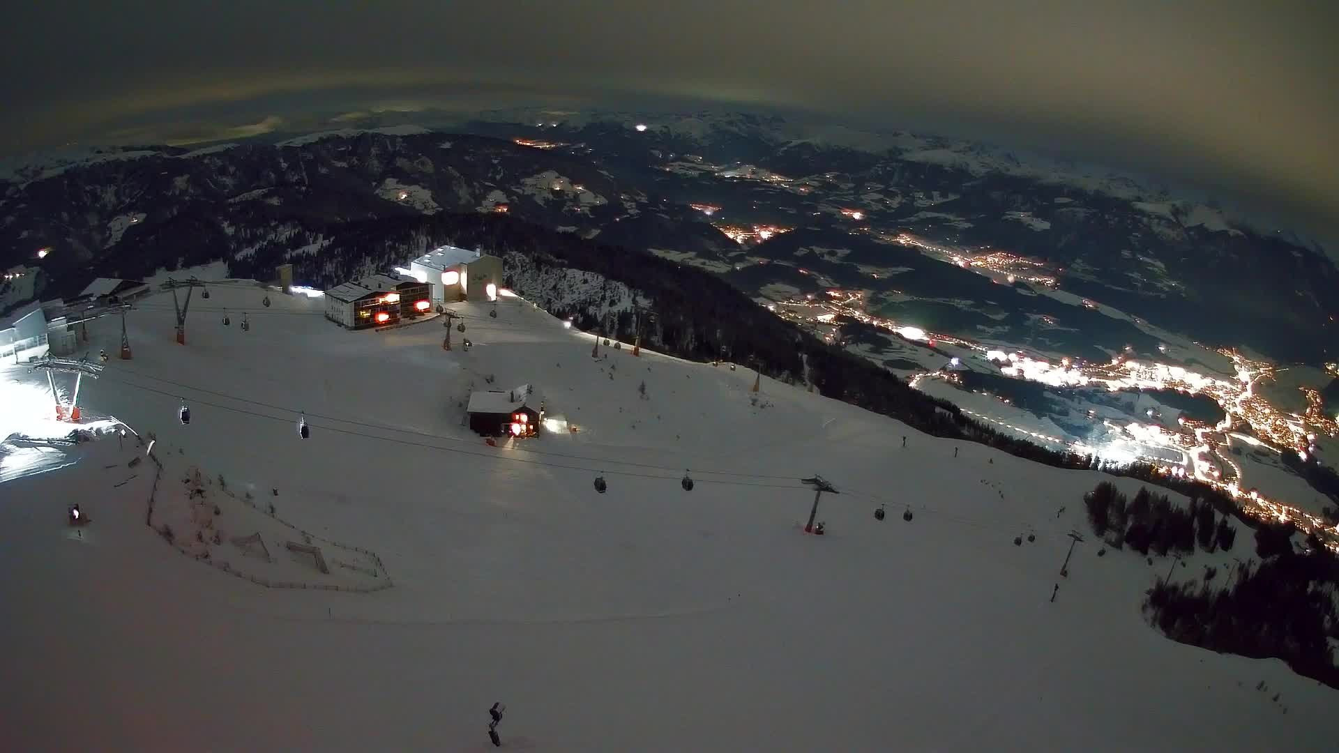 Skigebiet Kronplatz Gipfel | Blick auf Bruneck