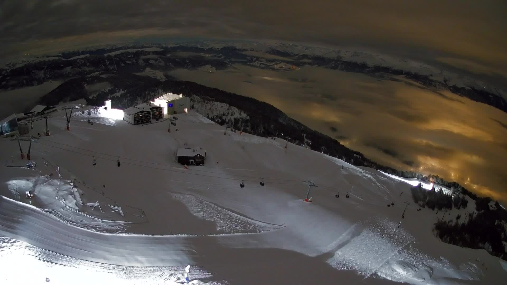 Kronplatz peak Ski resort | view to Bruneck