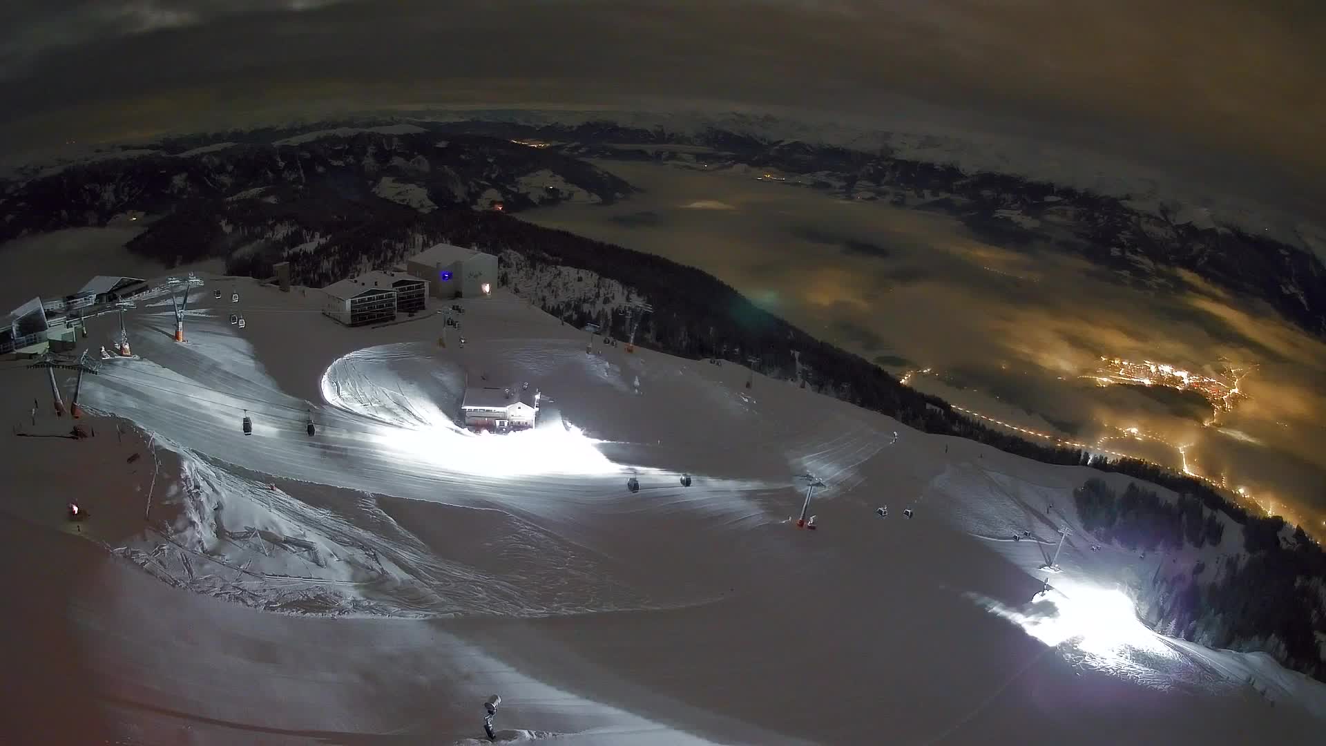 Skigebiet Kronplatz Gipfel | Blick auf Bruneck