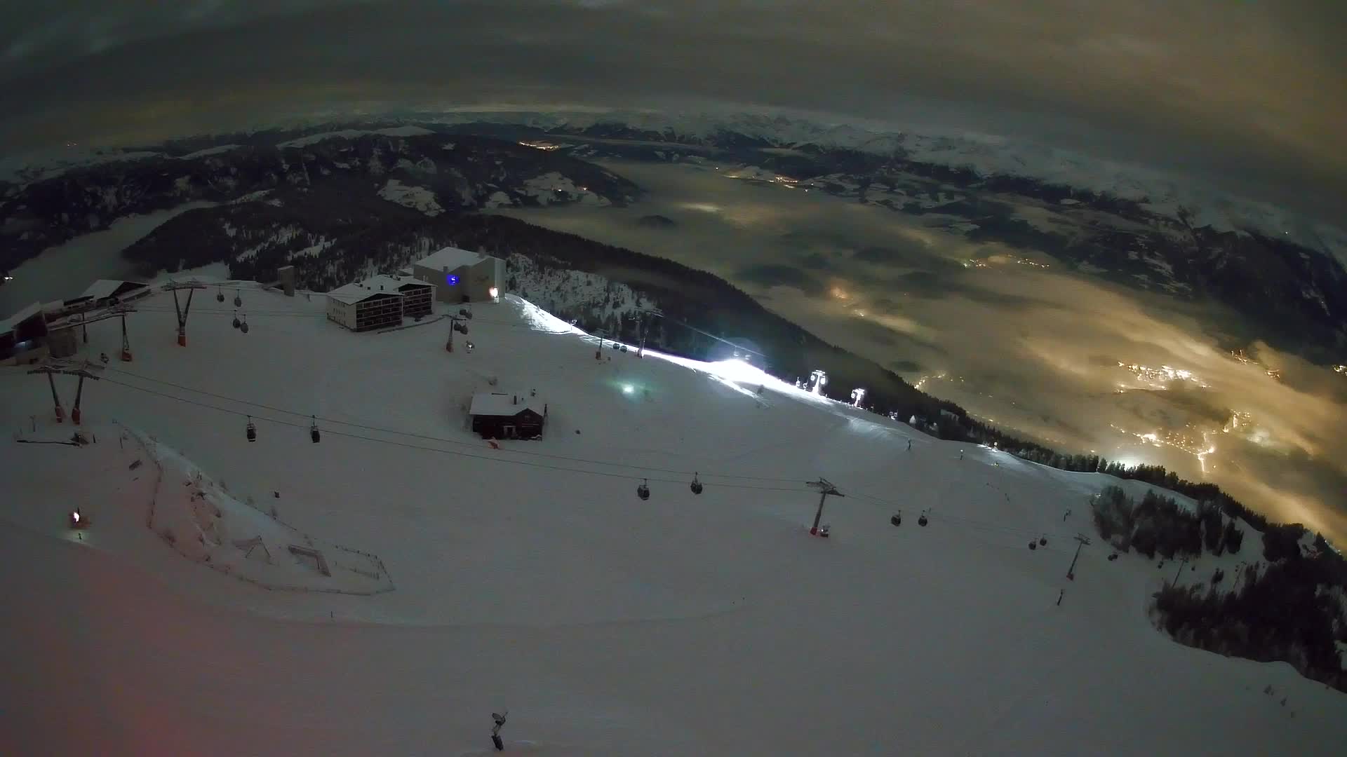 Skigebiet Kronplatz Gipfel | Blick auf Bruneck