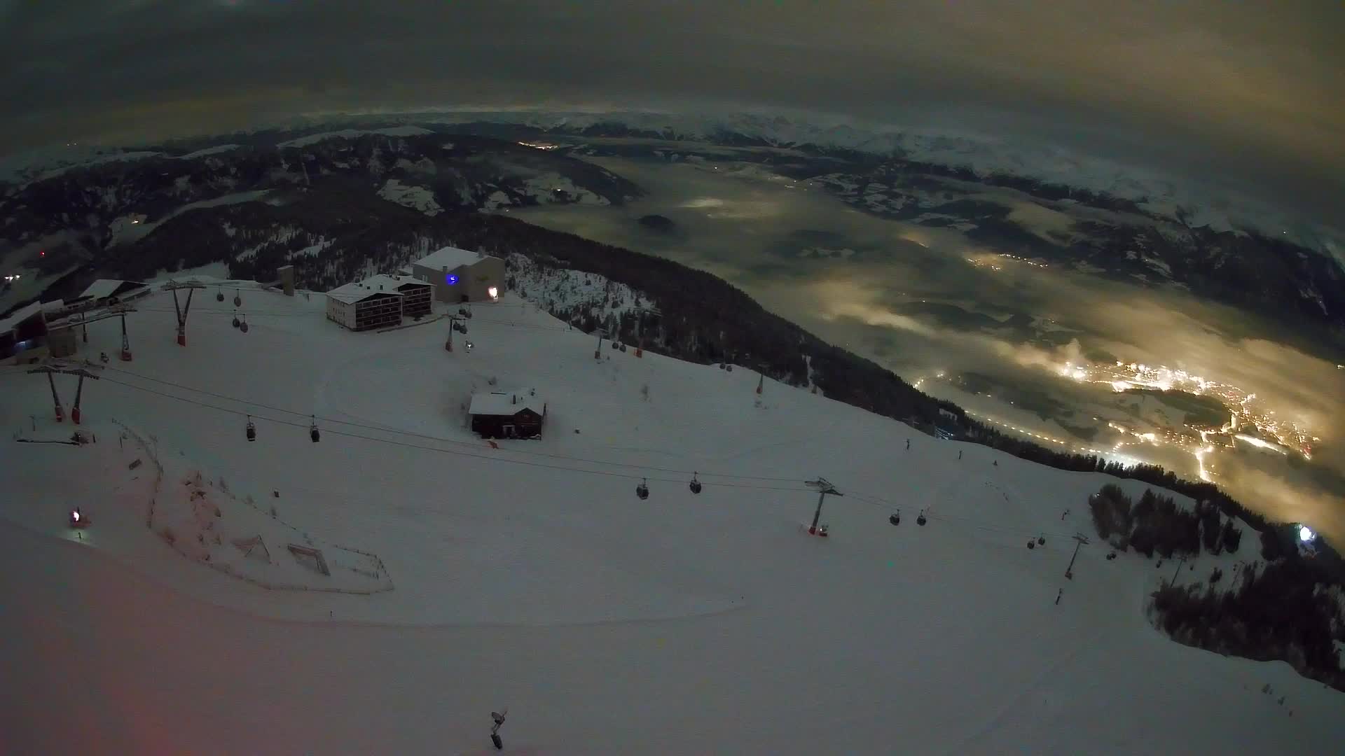 Skigebiet Kronplatz Gipfel | Blick auf Bruneck