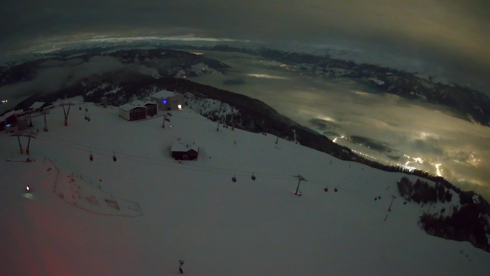 Skigebiet Kronplatz Gipfel | Blick auf Bruneck