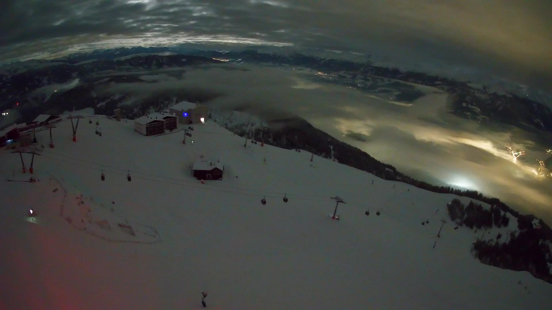 Station de ski Kronplatz sommet | vue sur Brunico