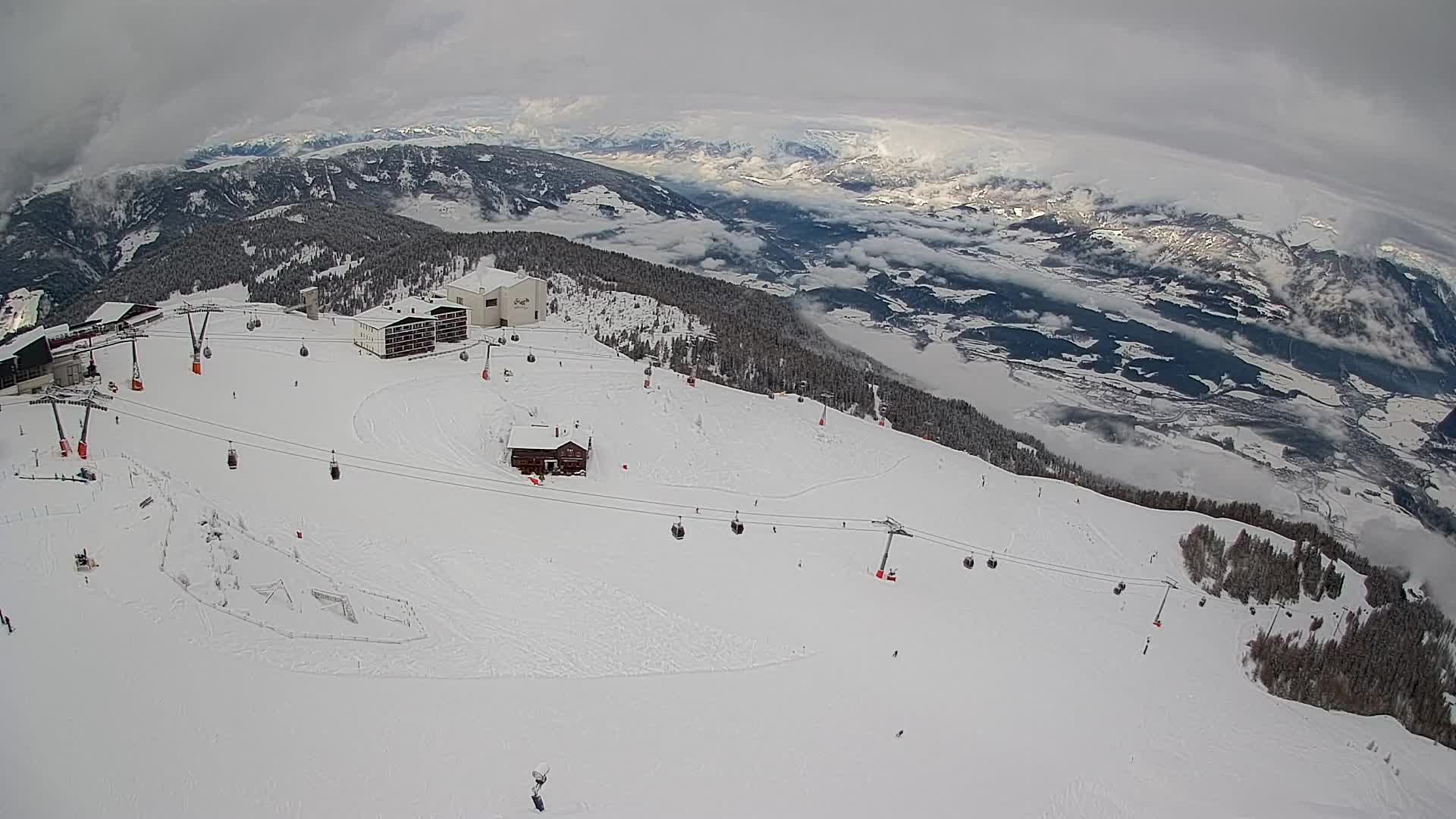 Smučišče Kronplatz – vrh | pogled na Bruneck