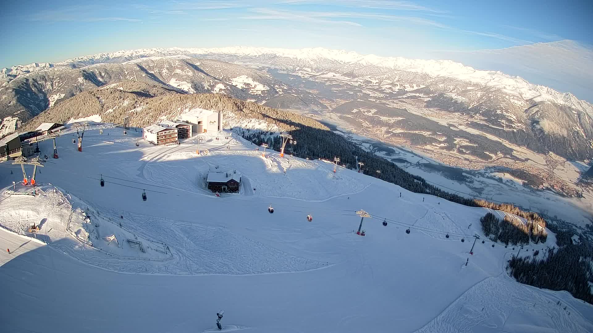 Skigebiet Kronplatz Gipfel | Blick auf Bruneck