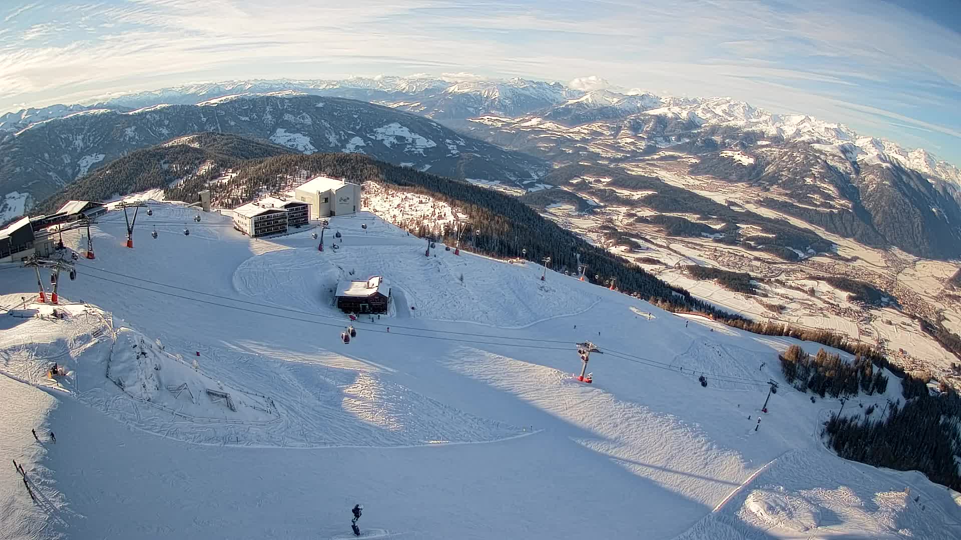 Stazione sciistica di Plan de Corones | vista su Brunico