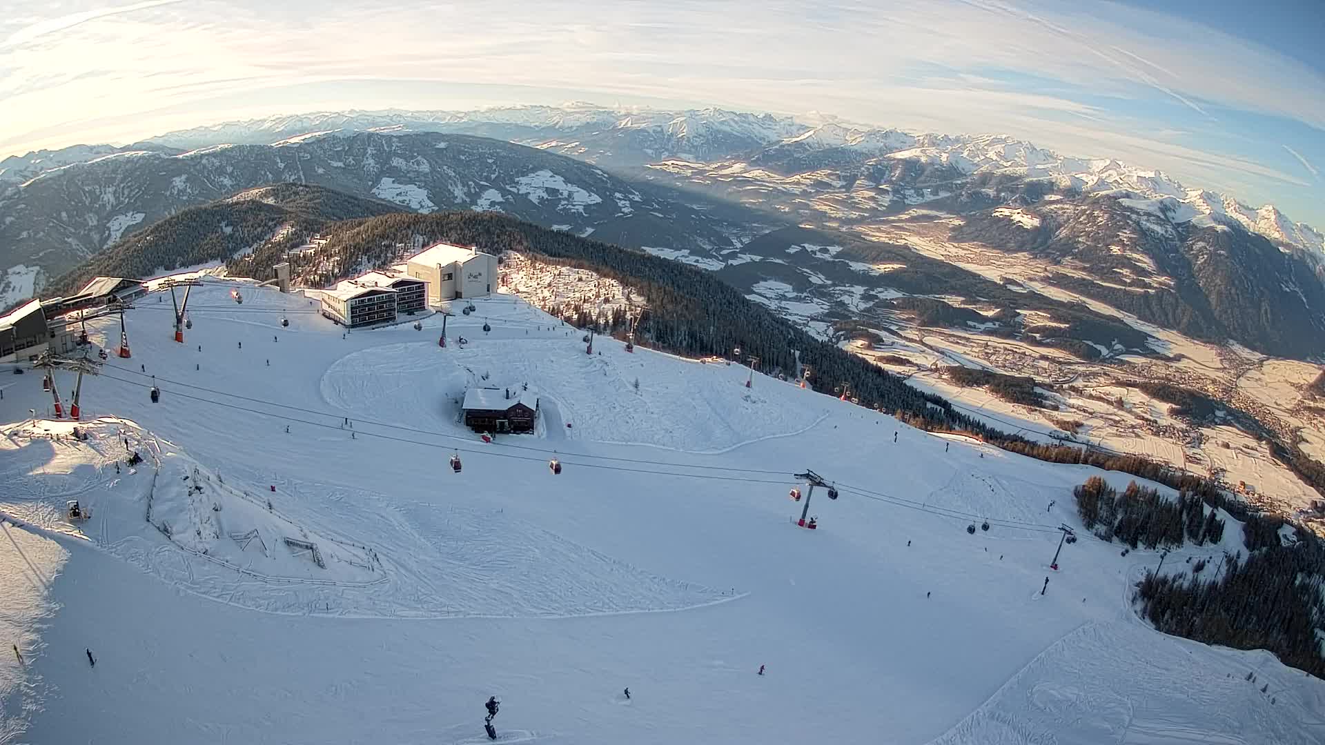 Station de ski Kronplatz sommet | vue sur Brunico