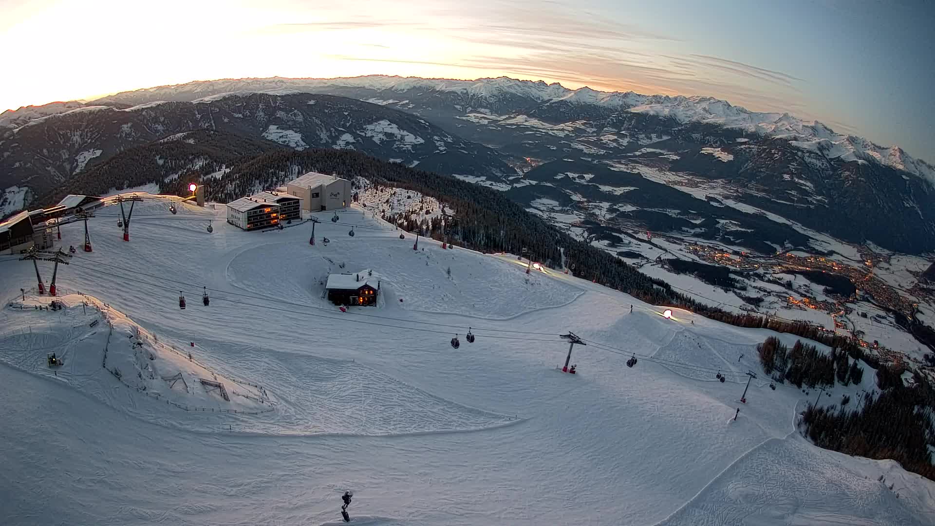 Smučišče Kronplatz – vrh | pogled na Bruneck