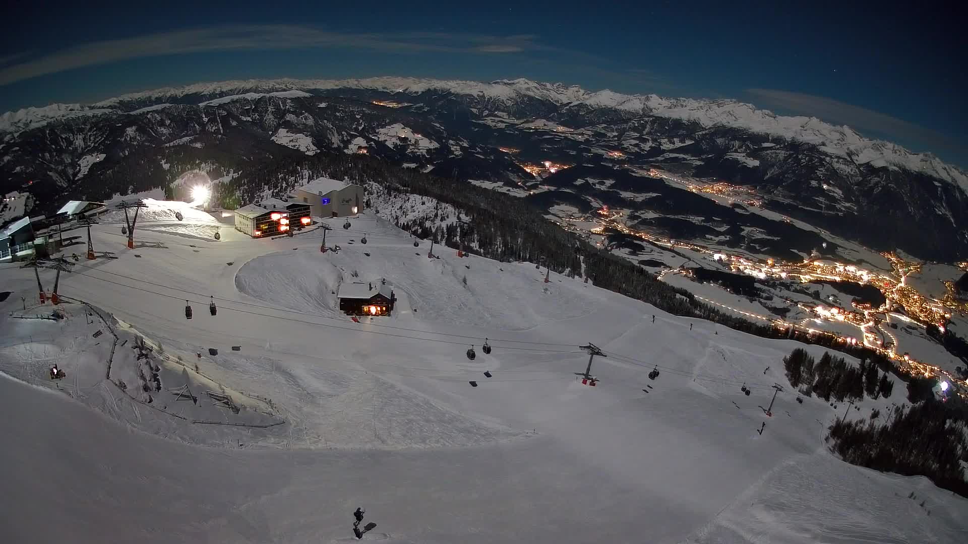 Kronplatz peak Ski resort | view to Bruneck