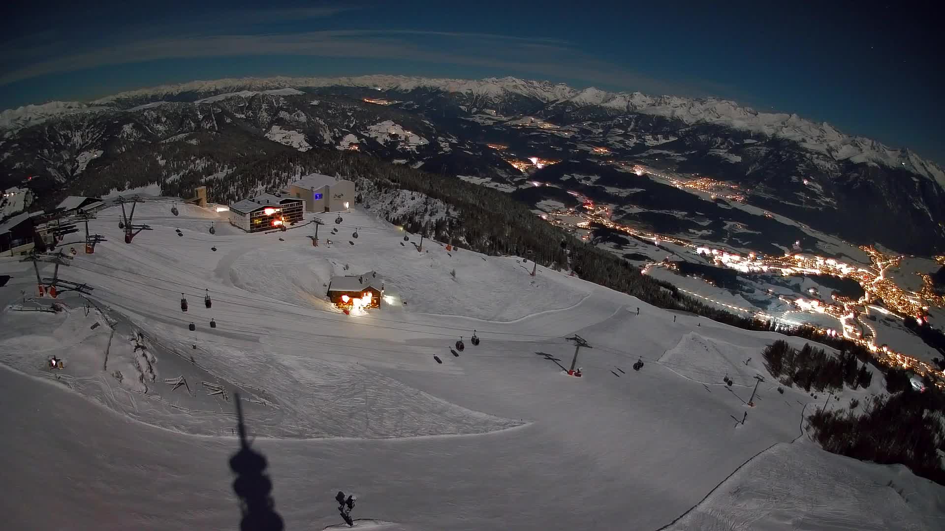 Stazione sciistica di Plan de Corones | vista su Brunico
