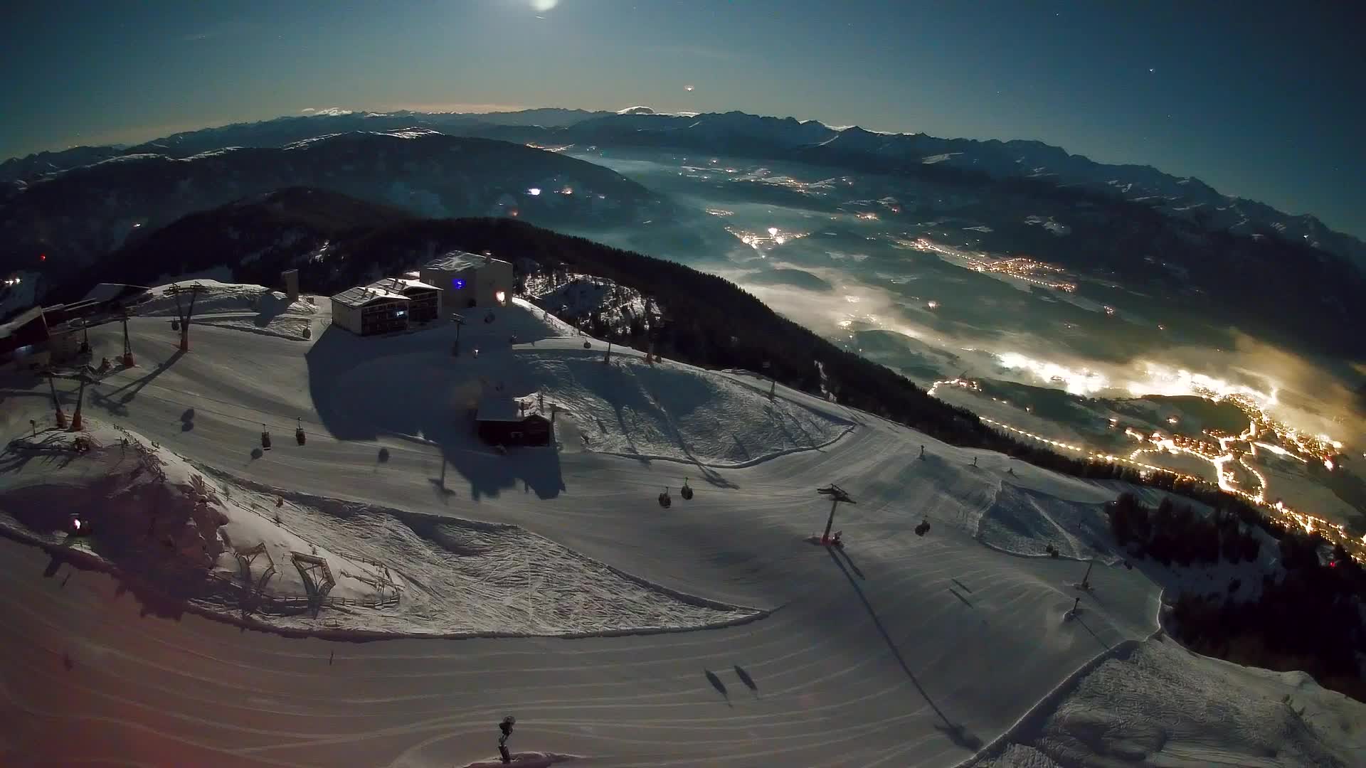 Station de ski Kronplatz sommet | vue sur Brunico