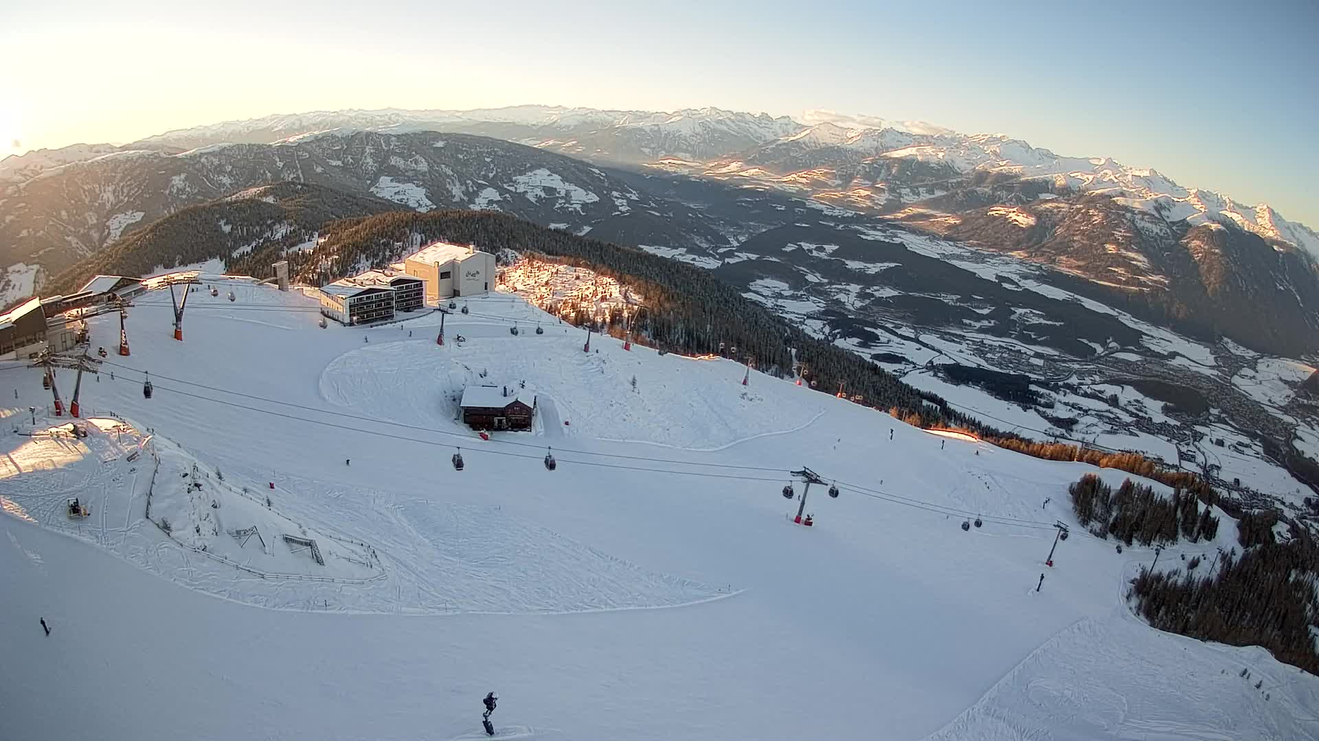 Station de ski Kronplatz sommet | vue sur Brunico