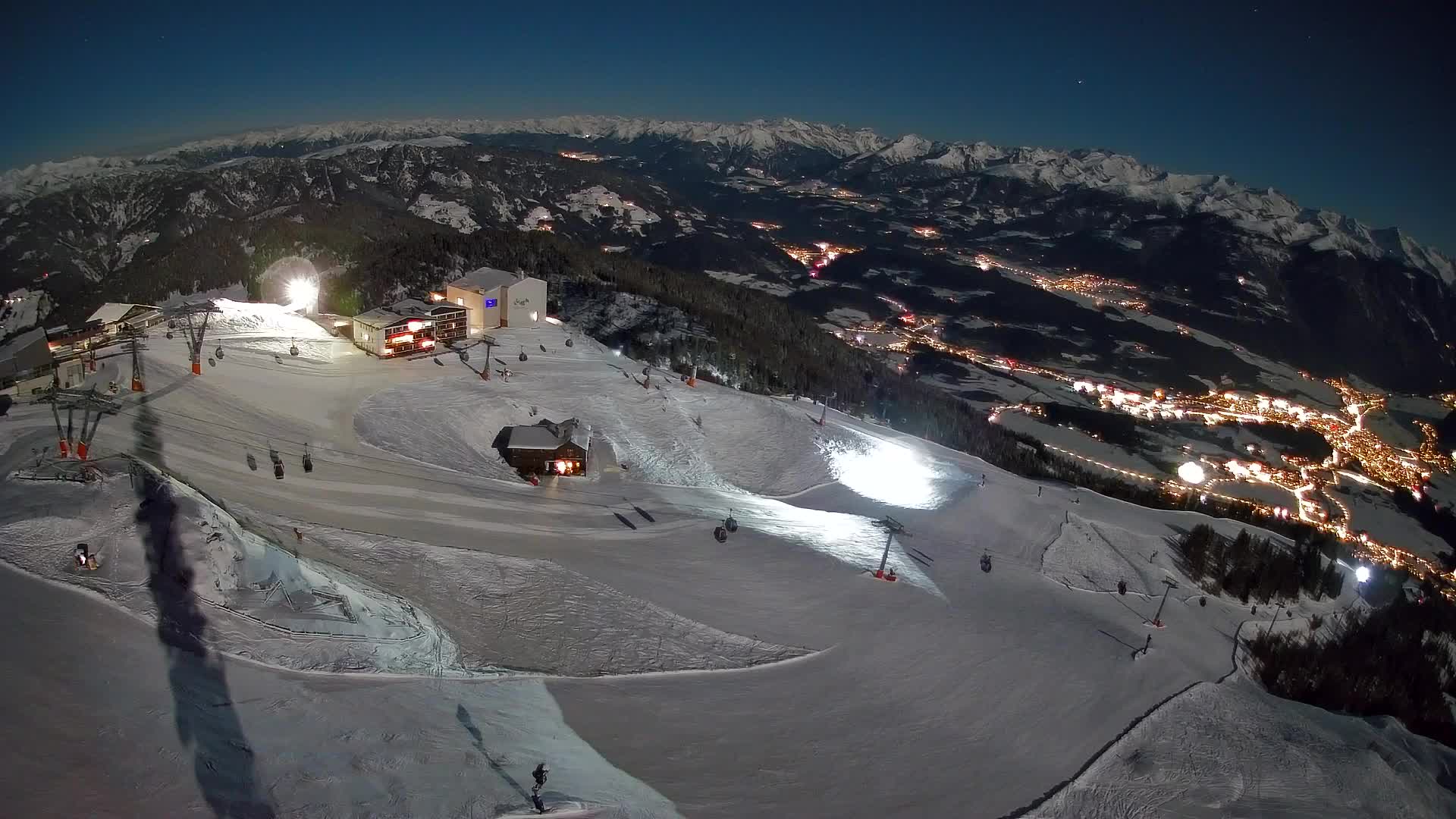 Skigebiet Kronplatz Gipfel | Blick auf Bruneck