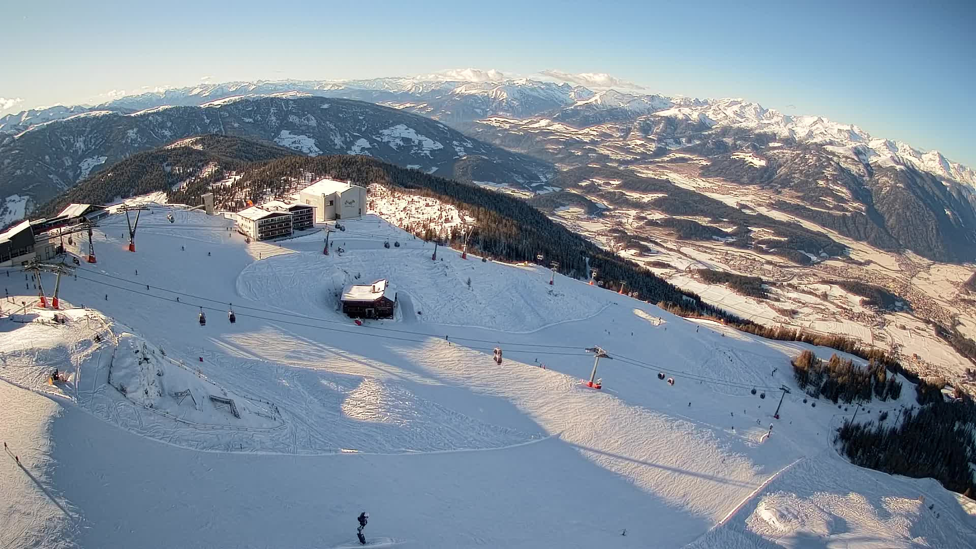 Skigebiet Kronplatz Gipfel | Blick auf Bruneck