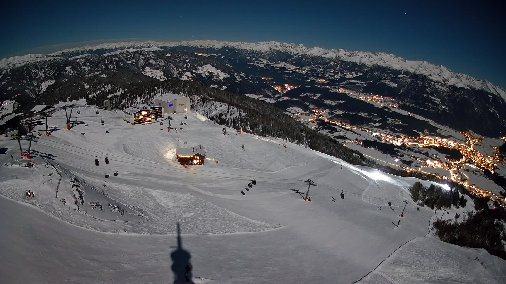Stazione sciistica di Plan de Corones | vista su Brunico