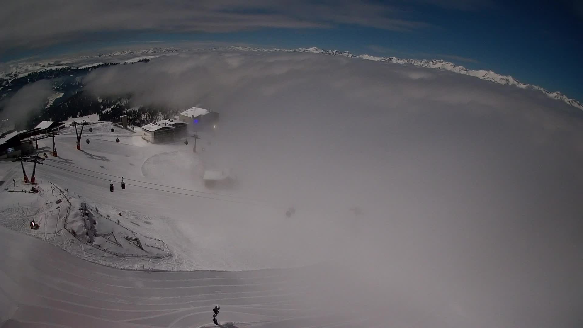 Cima estación de esquí Kronplatz | vista hacia Brunico