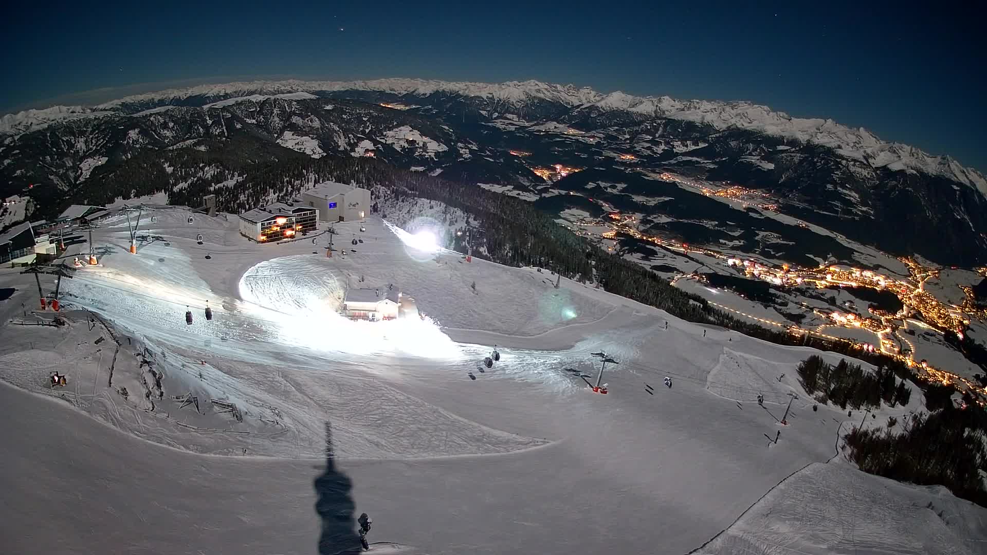 Stazione sciistica di Plan de Corones | vista su Brunico