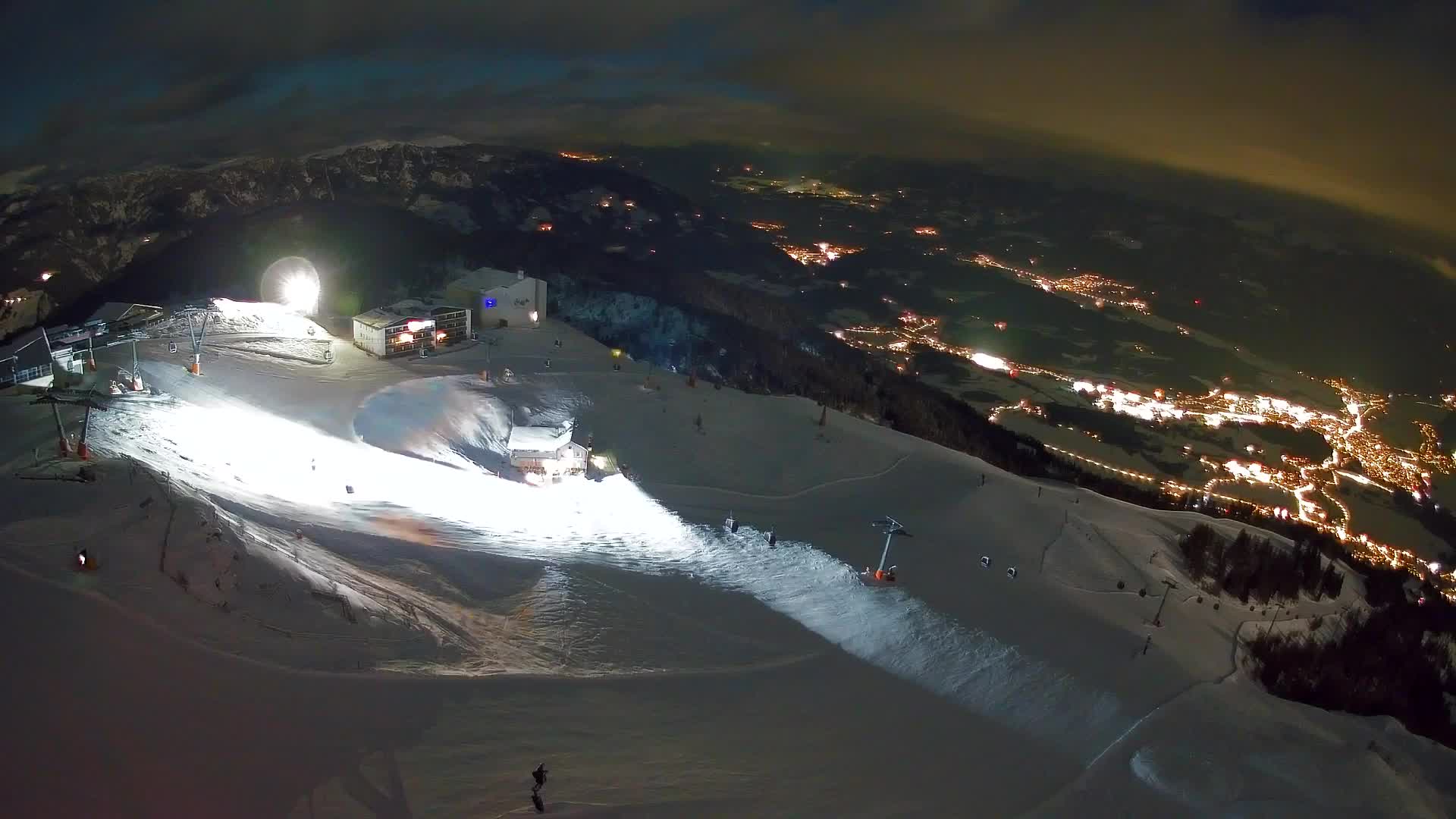 Skigebiet Kronplatz Gipfel | Blick auf Bruneck