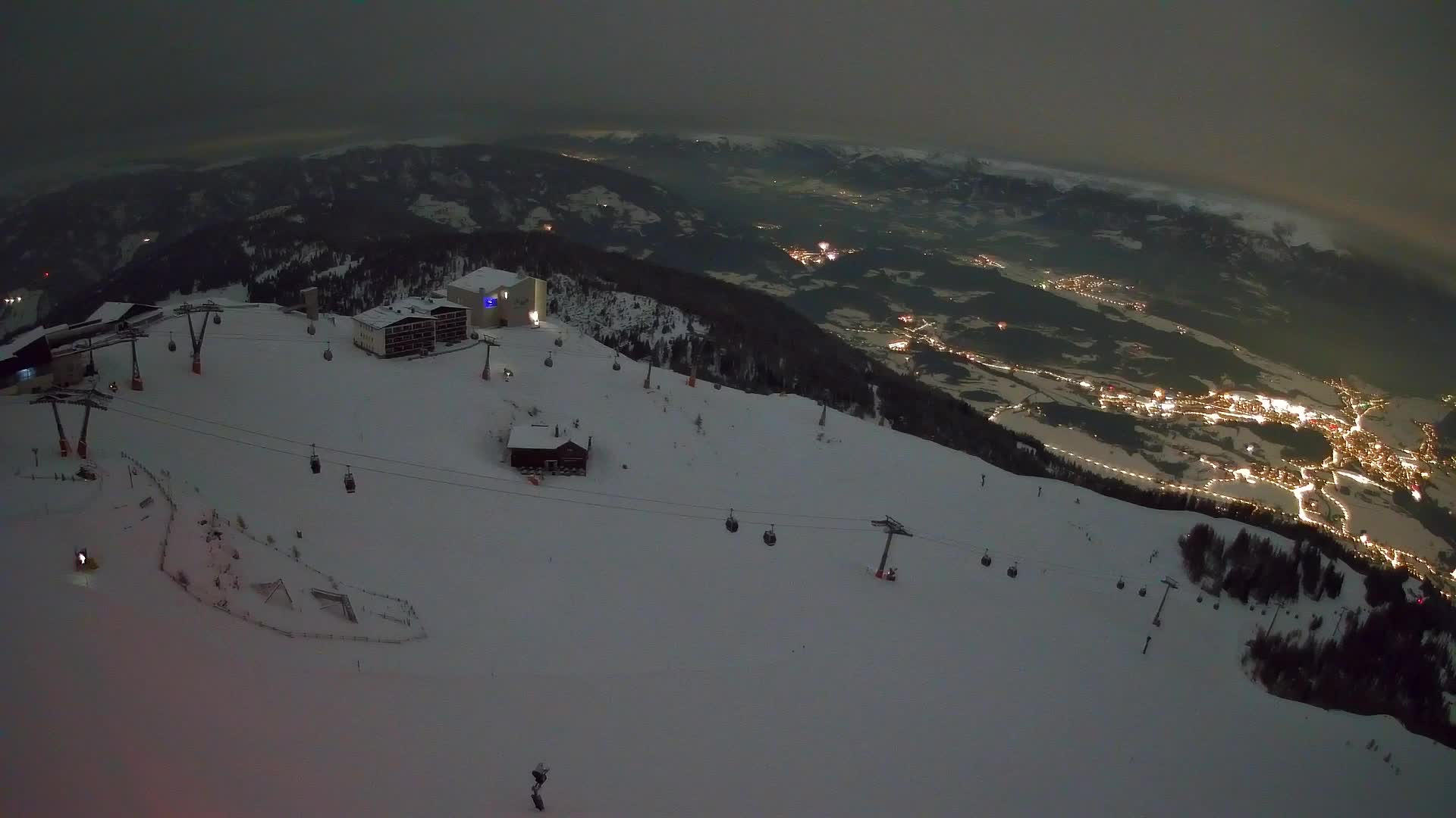 Skigebiet Kronplatz Gipfel | Blick auf Bruneck
