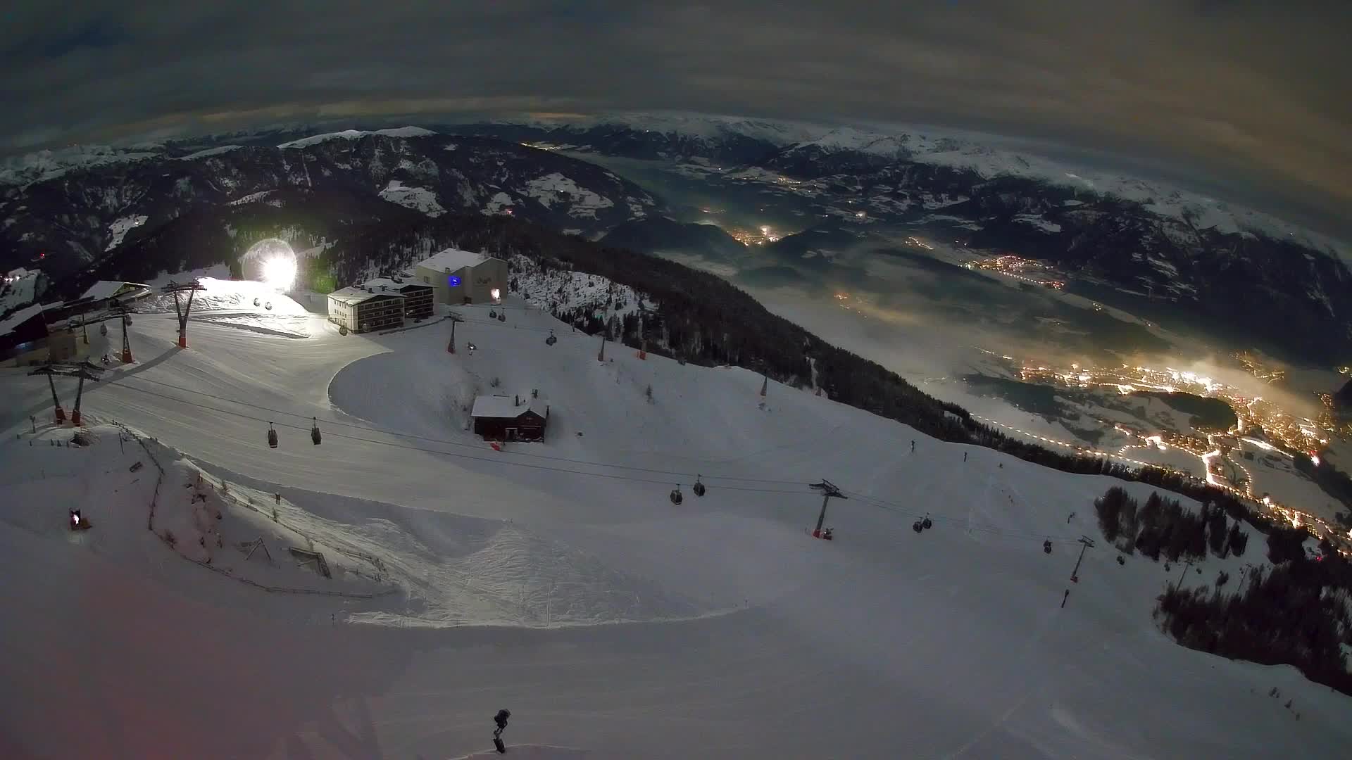 Skigebiet Kronplatz Gipfel | Blick auf Bruneck